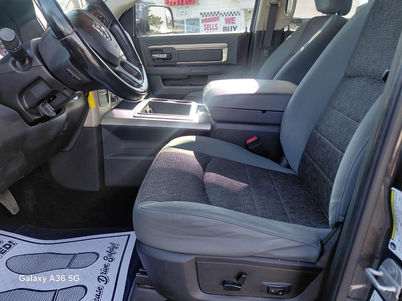 RAM 2500 SLT Crew Cab SWB 4WD 2014