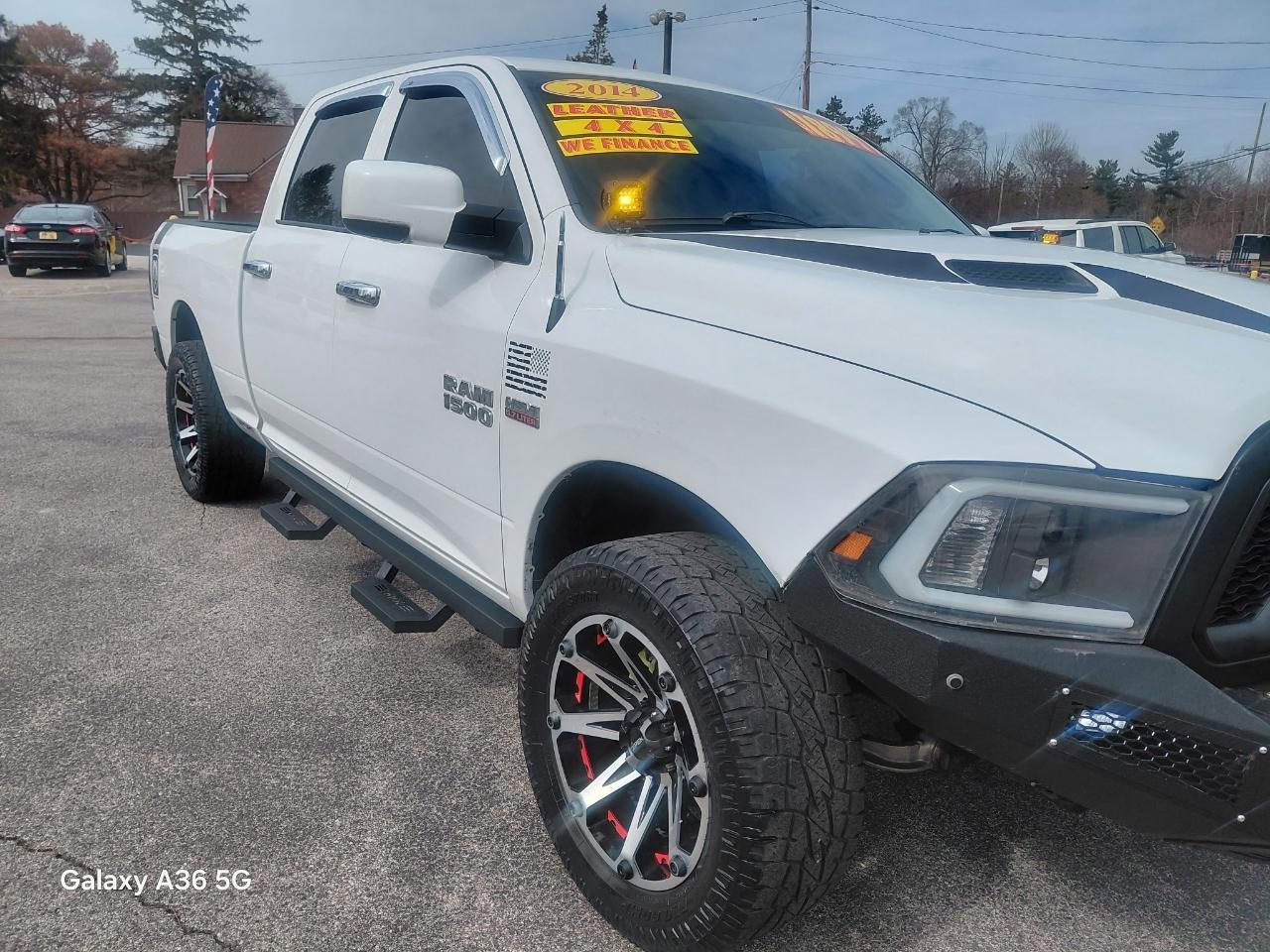 RAM 1500 Sport Crew Cab LWB 4WD 2014