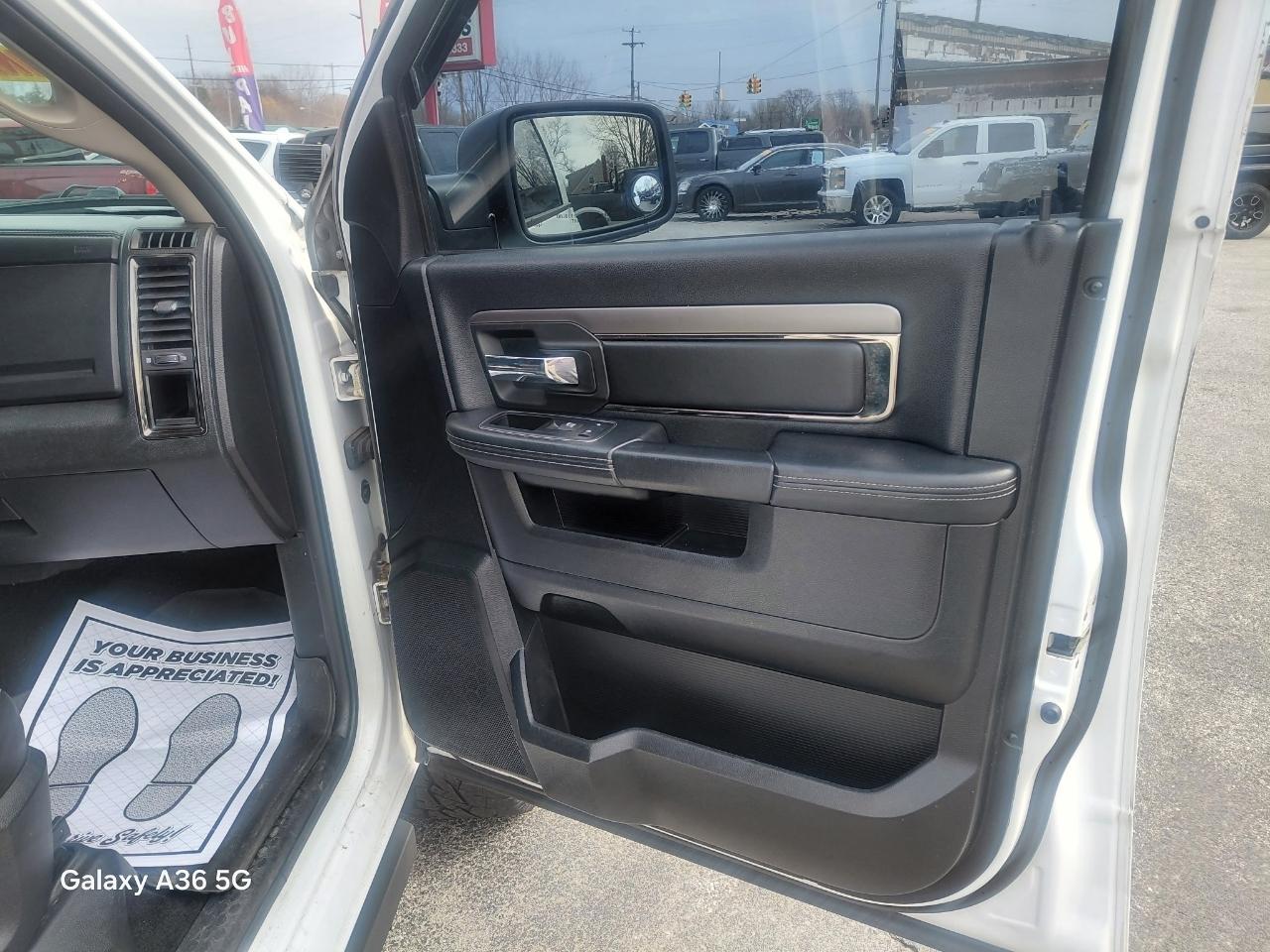 RAM 1500 Sport Crew Cab LWB 4WD 2014