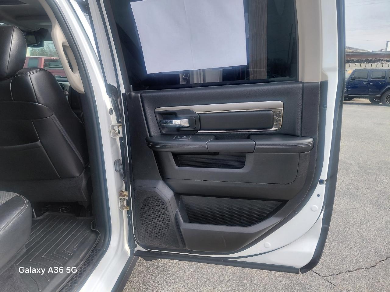 RAM 1500 Sport Crew Cab LWB 4WD 2014