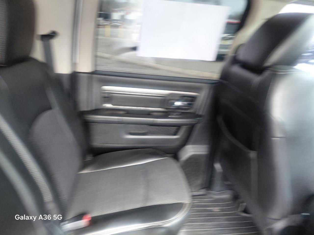 RAM 1500 Sport Crew Cab LWB 4WD 2014