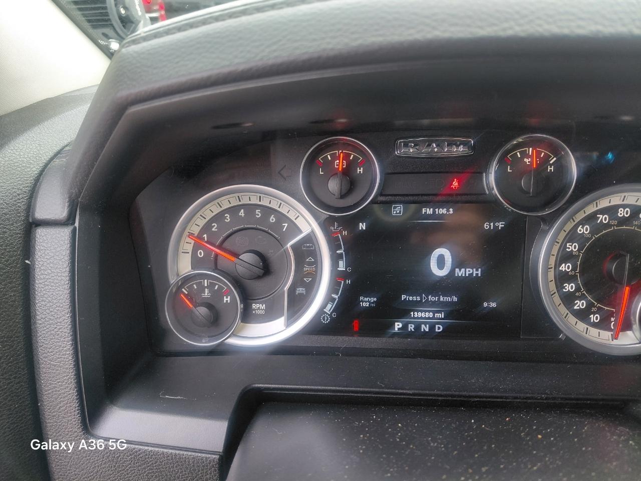 RAM 1500 Sport Crew Cab LWB 4WD 2014