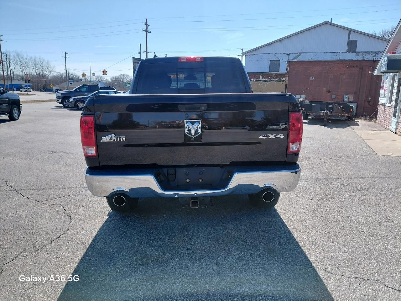 RAM 1500 SLT Crew Cab SWB 4WD 2014