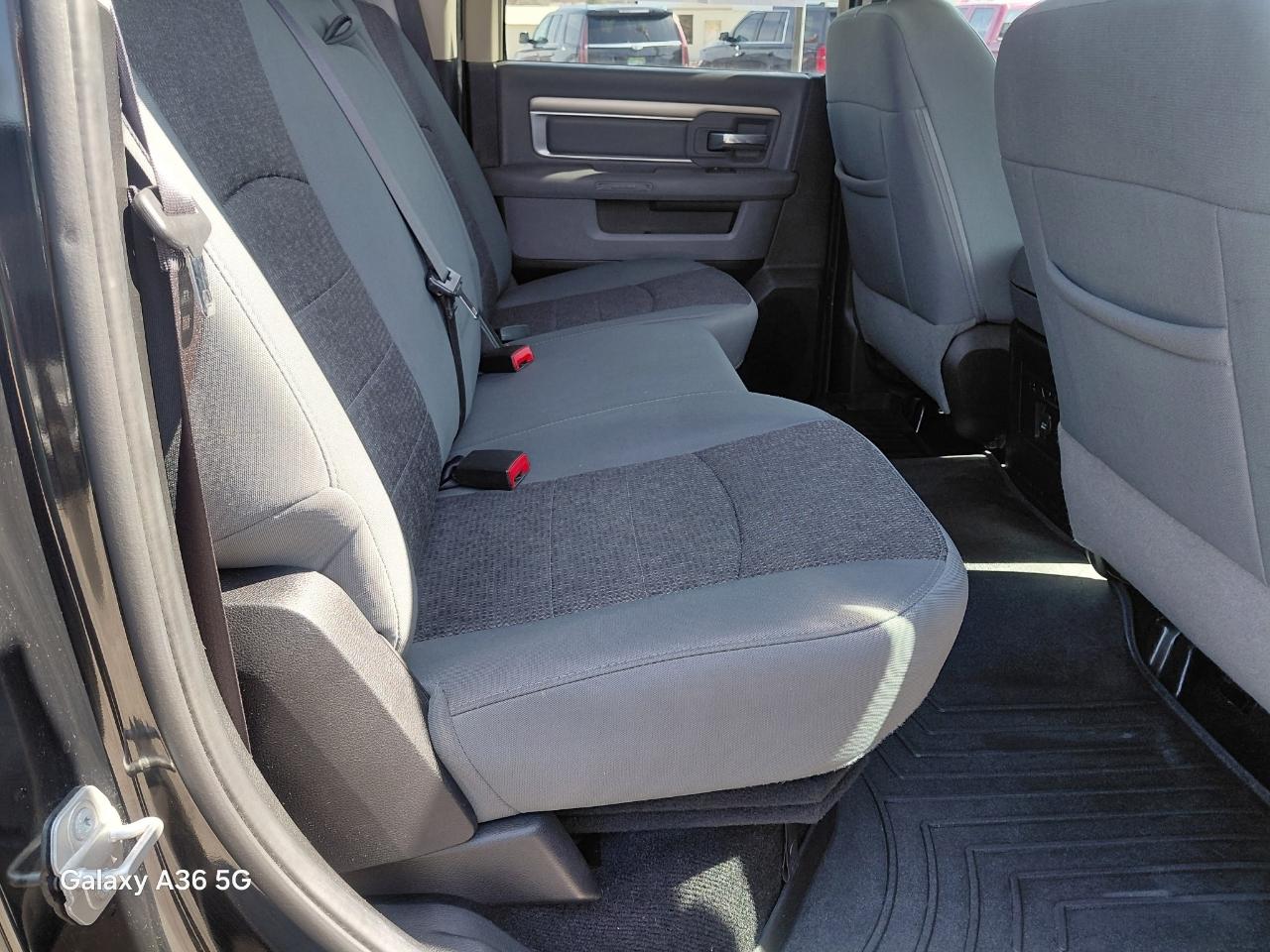 RAM 1500 SLT Crew Cab SWB 4WD 2014