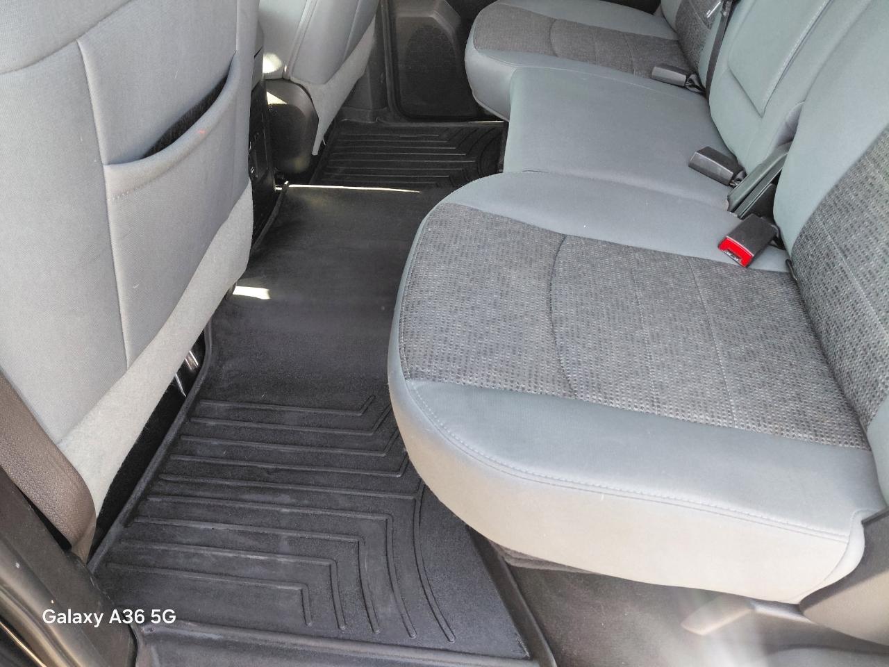 RAM 1500 SLT Crew Cab SWB 4WD 2014