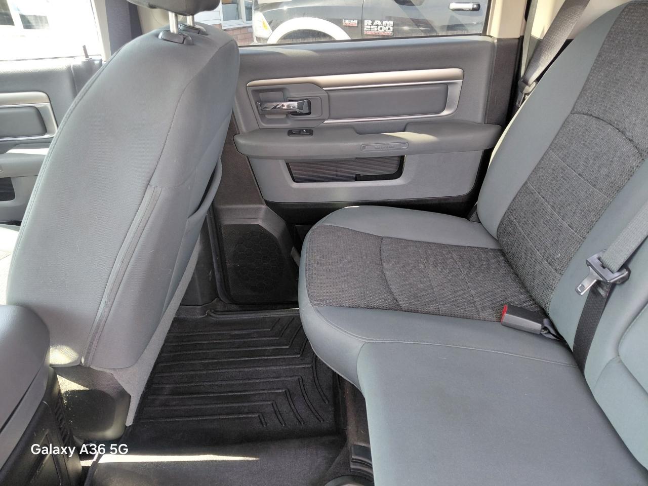 RAM 1500 SLT Crew Cab SWB 4WD 2014