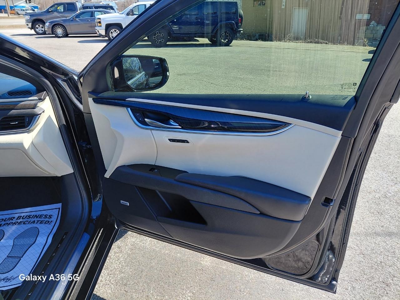 Cadillac XTS Platinum AWD 2016