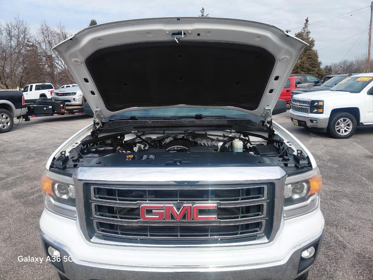 GMC Sierra 1500 SLE Crew Cab Long Box 4WD 2014