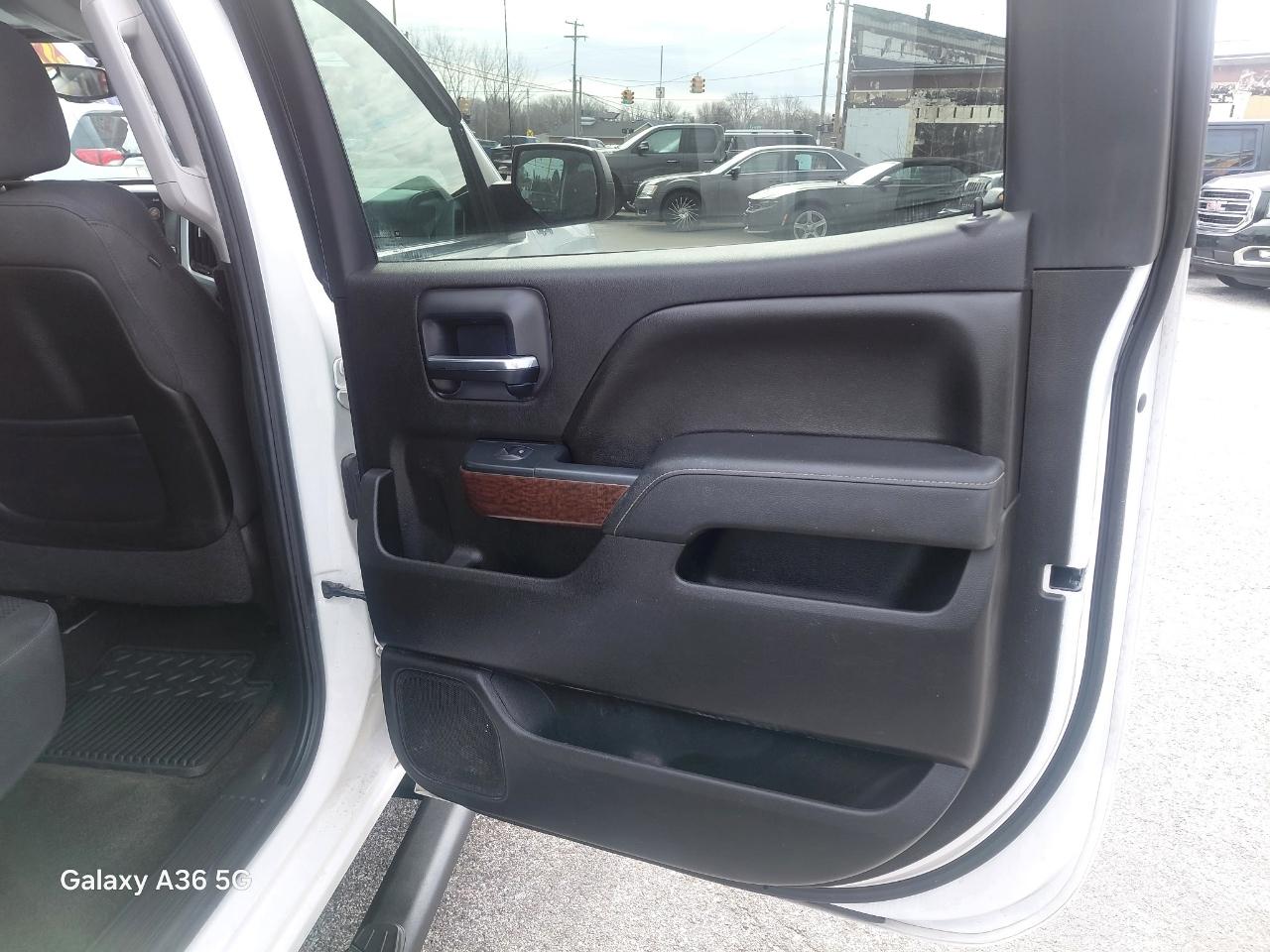 GMC Sierra 1500 SLE Crew Cab Long Box 4WD 2014