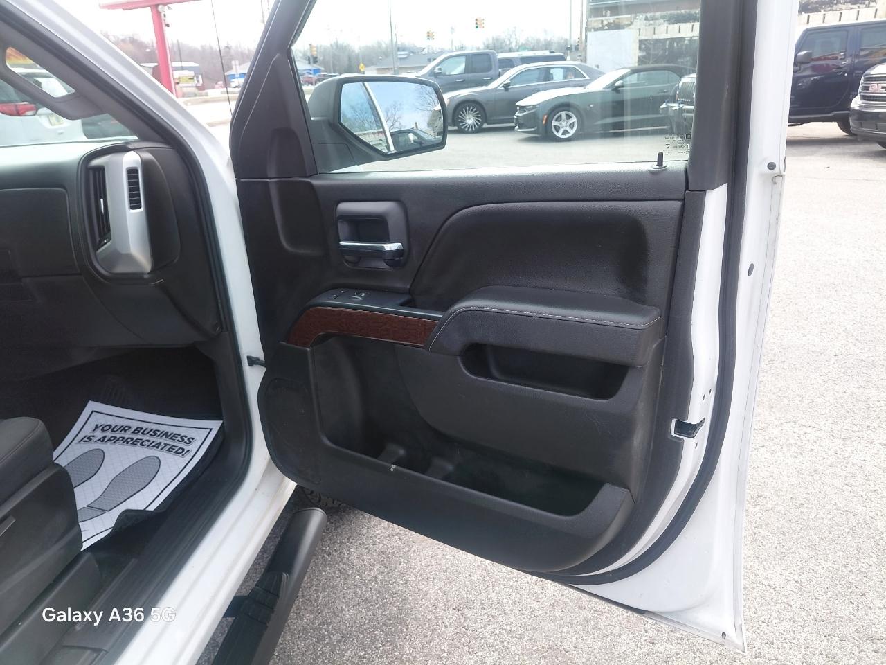 GMC Sierra 1500 SLE Crew Cab Long Box 4WD 2014