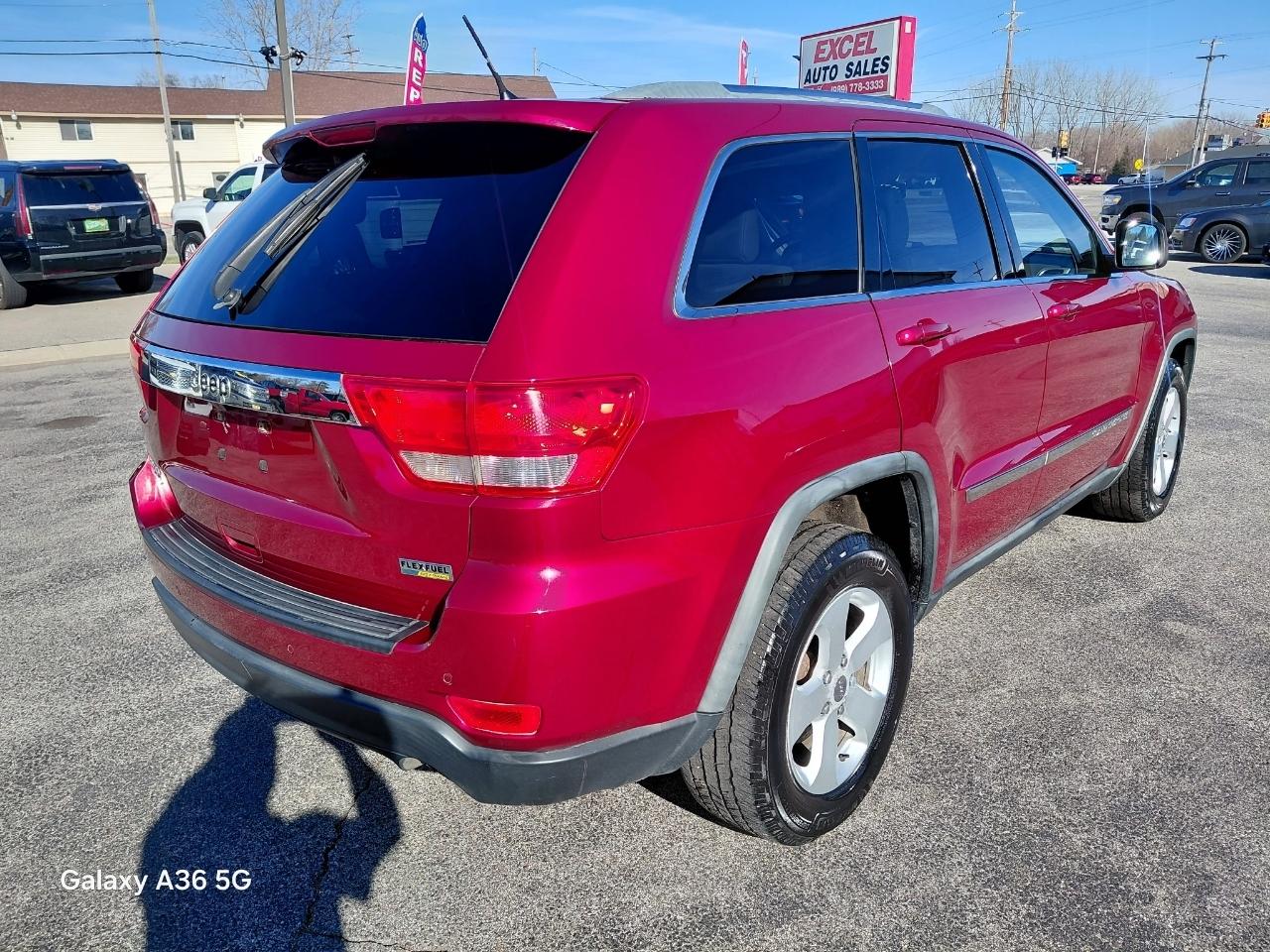 Jeep Grand Cherokee Laredo 4WD 2012