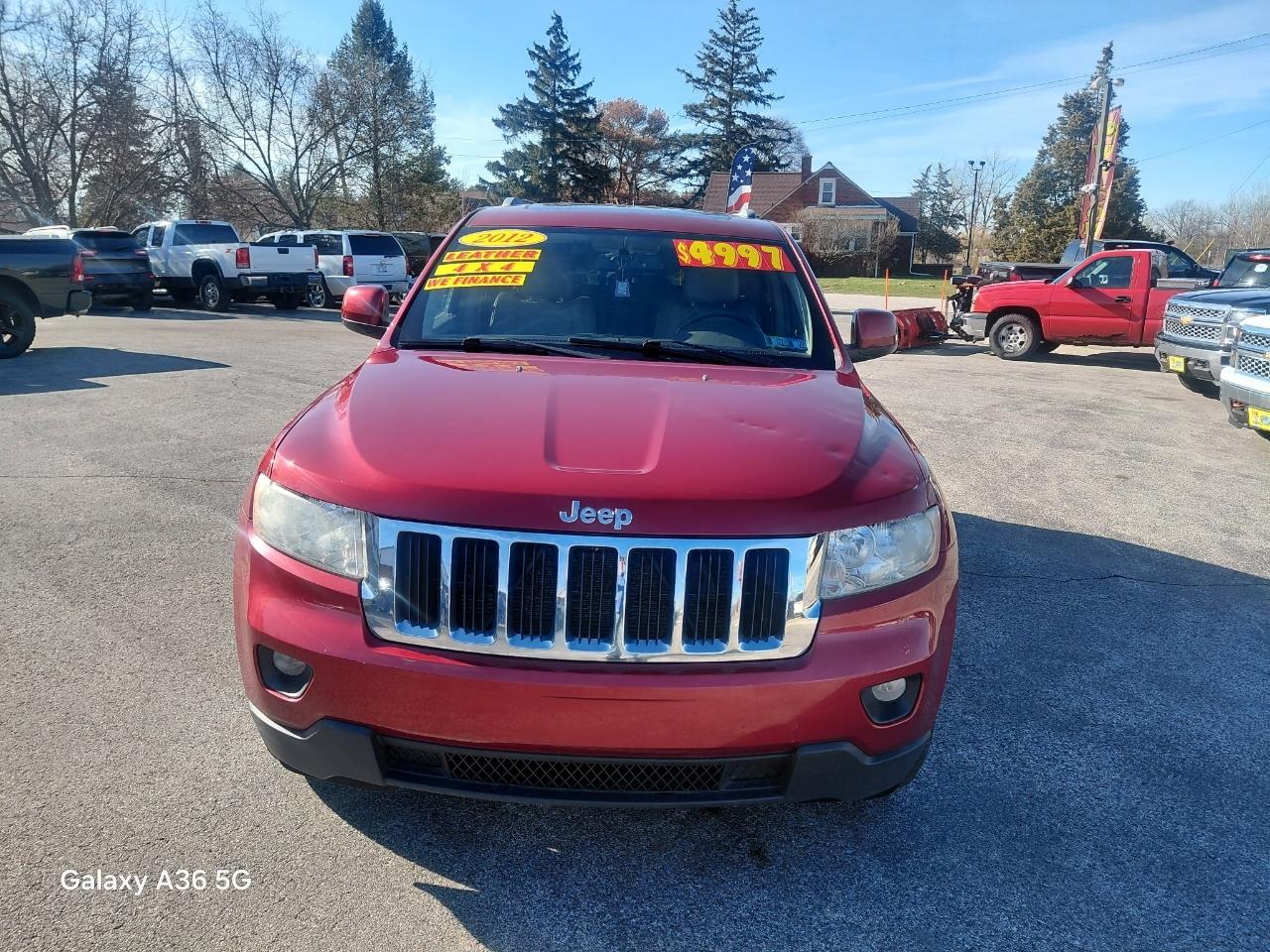 Jeep Grand Cherokee Laredo 4WD 2012