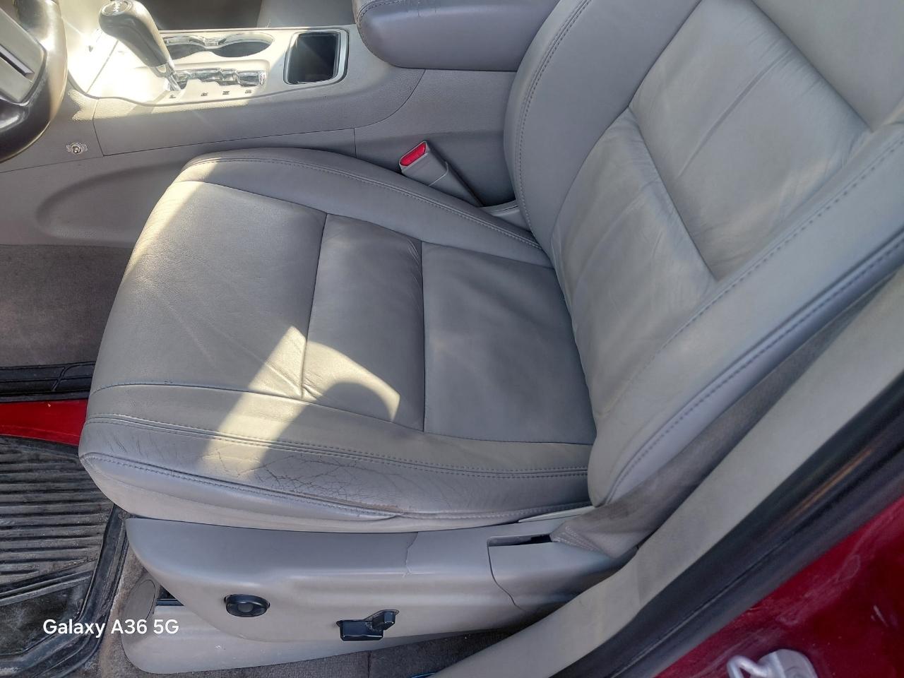 Jeep Grand Cherokee Laredo 4WD 2012