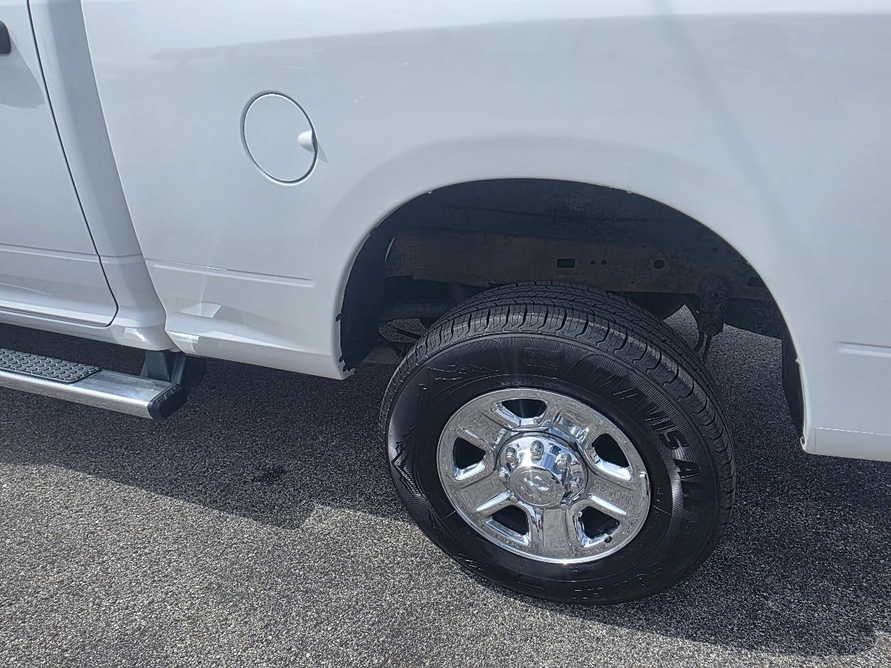 RAM 2500 Tradesman Crew Cab SWB 4WD 2018