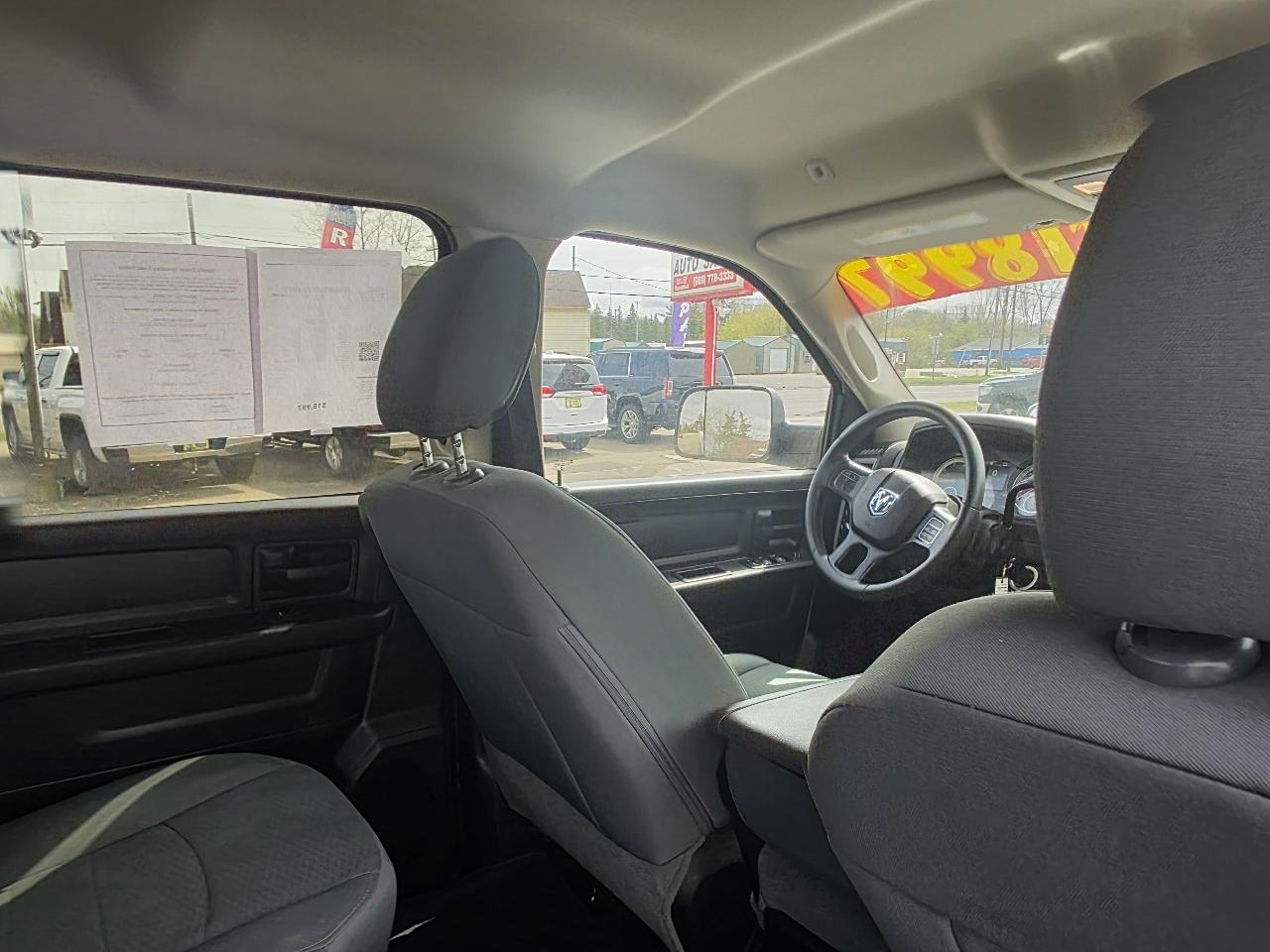 RAM 2500 Tradesman Crew Cab SWB 4WD 2018