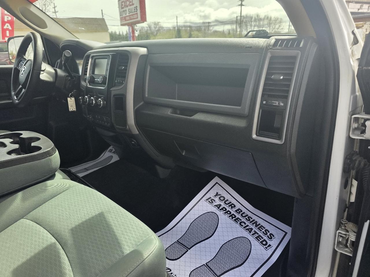 RAM 2500 Tradesman Crew Cab SWB 4WD 2018