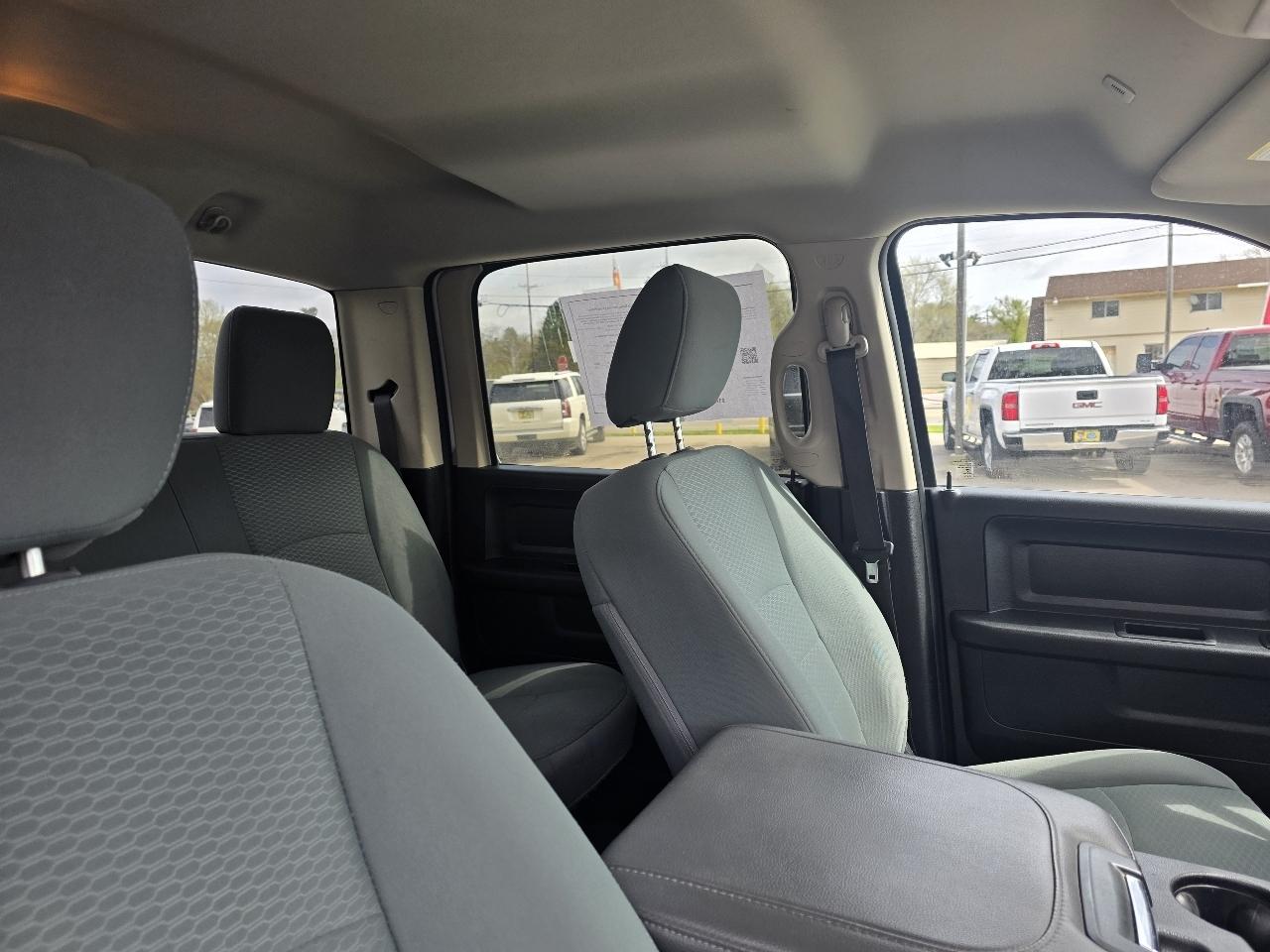 RAM 2500 Tradesman Crew Cab SWB 4WD 2018