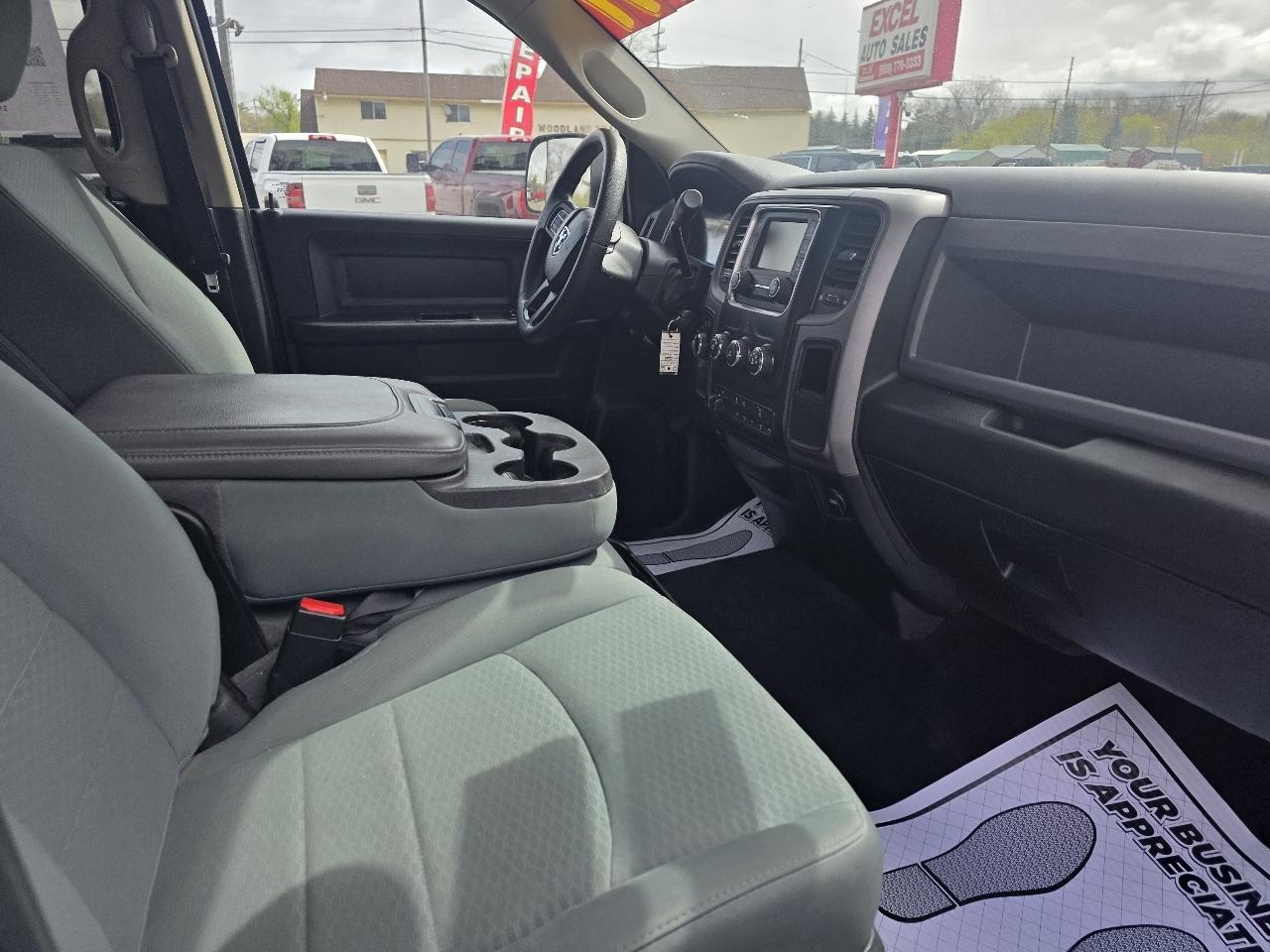 RAM 2500 Tradesman Crew Cab SWB 4WD 2018