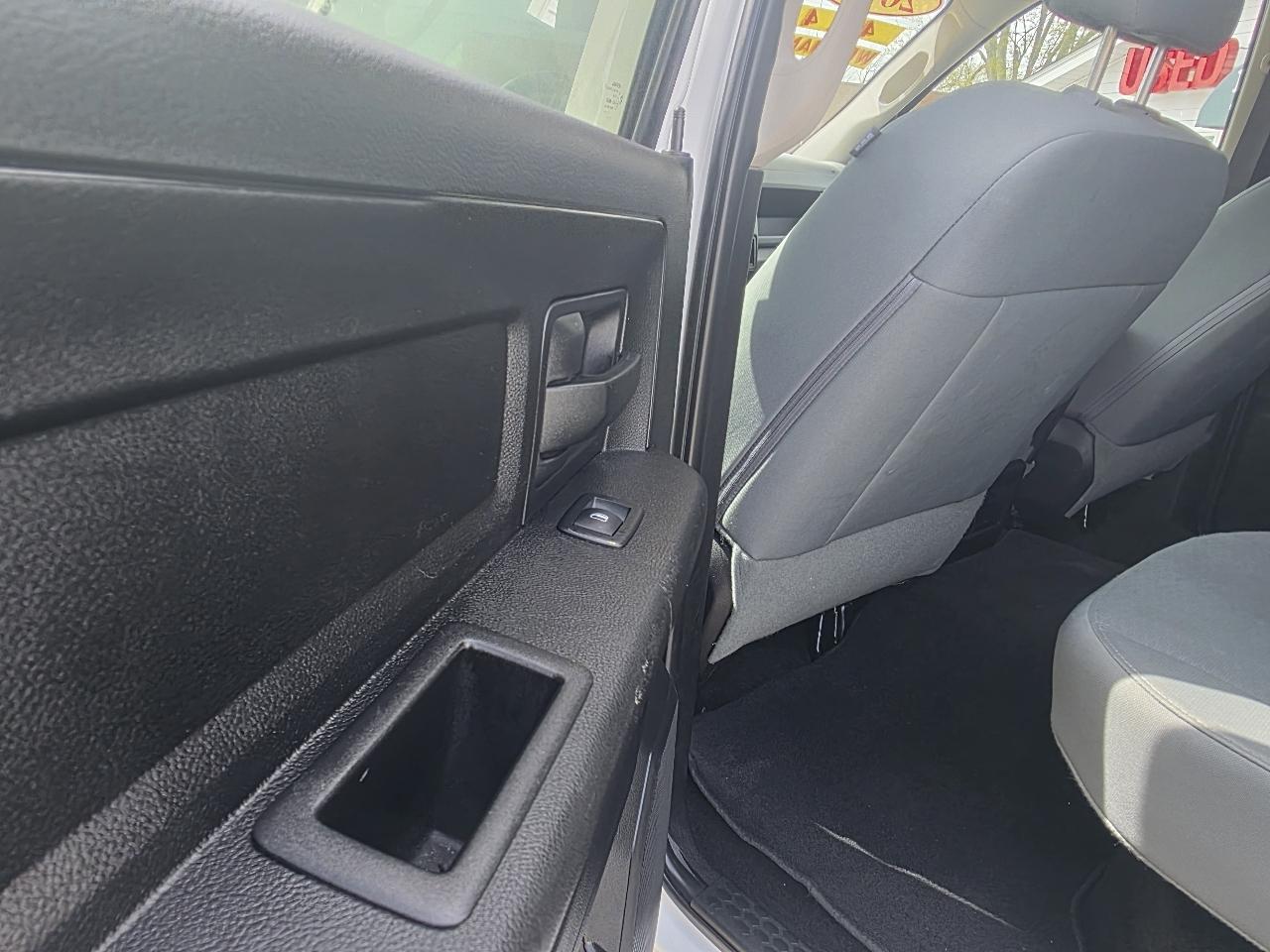 RAM 2500 Tradesman Crew Cab SWB 4WD 2018
