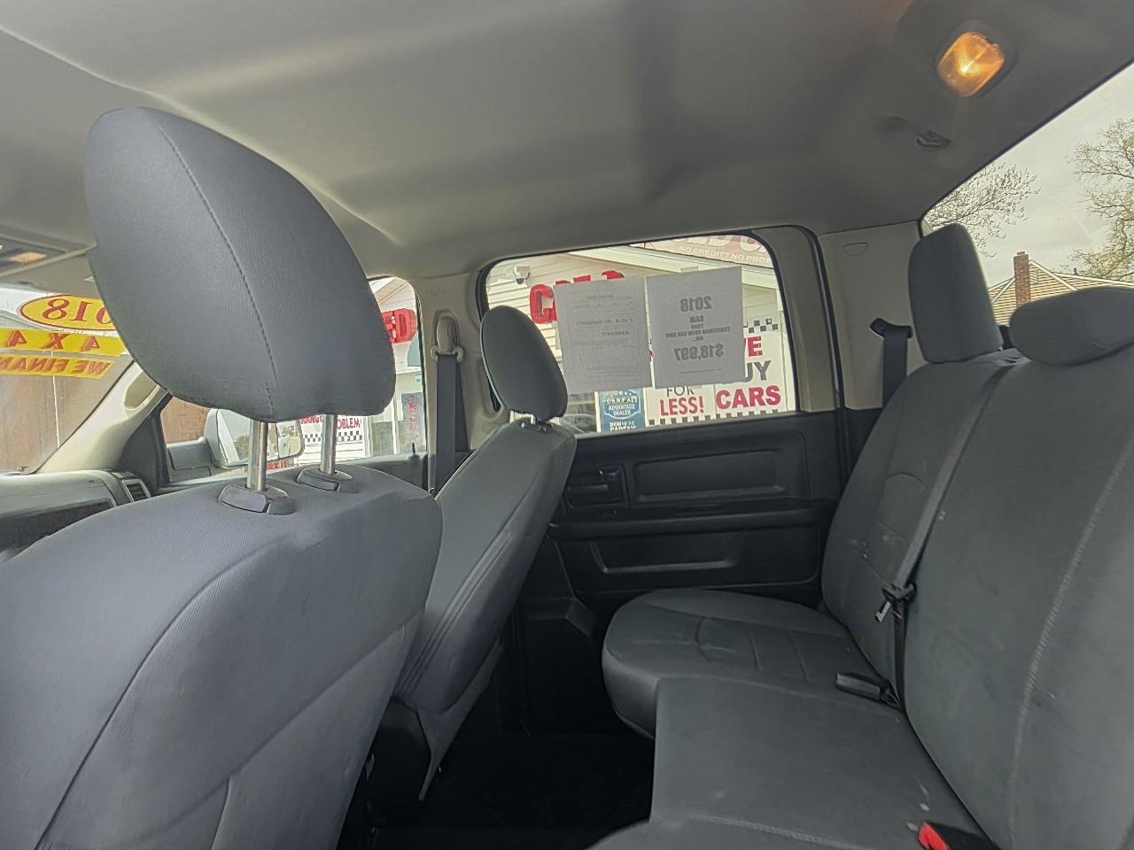 RAM 2500 Tradesman Crew Cab SWB 4WD 2018