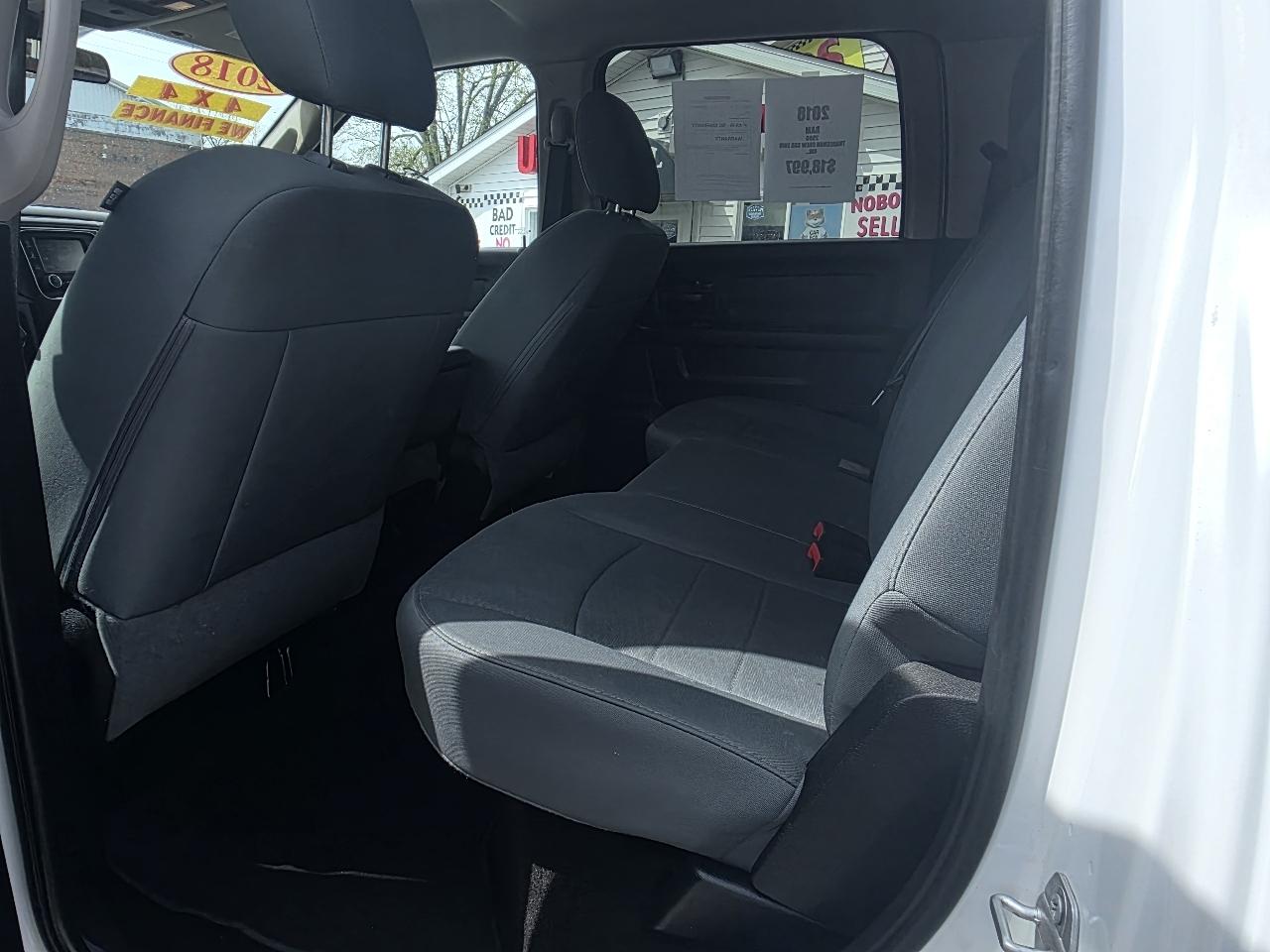 RAM 2500 Tradesman Crew Cab SWB 4WD 2018