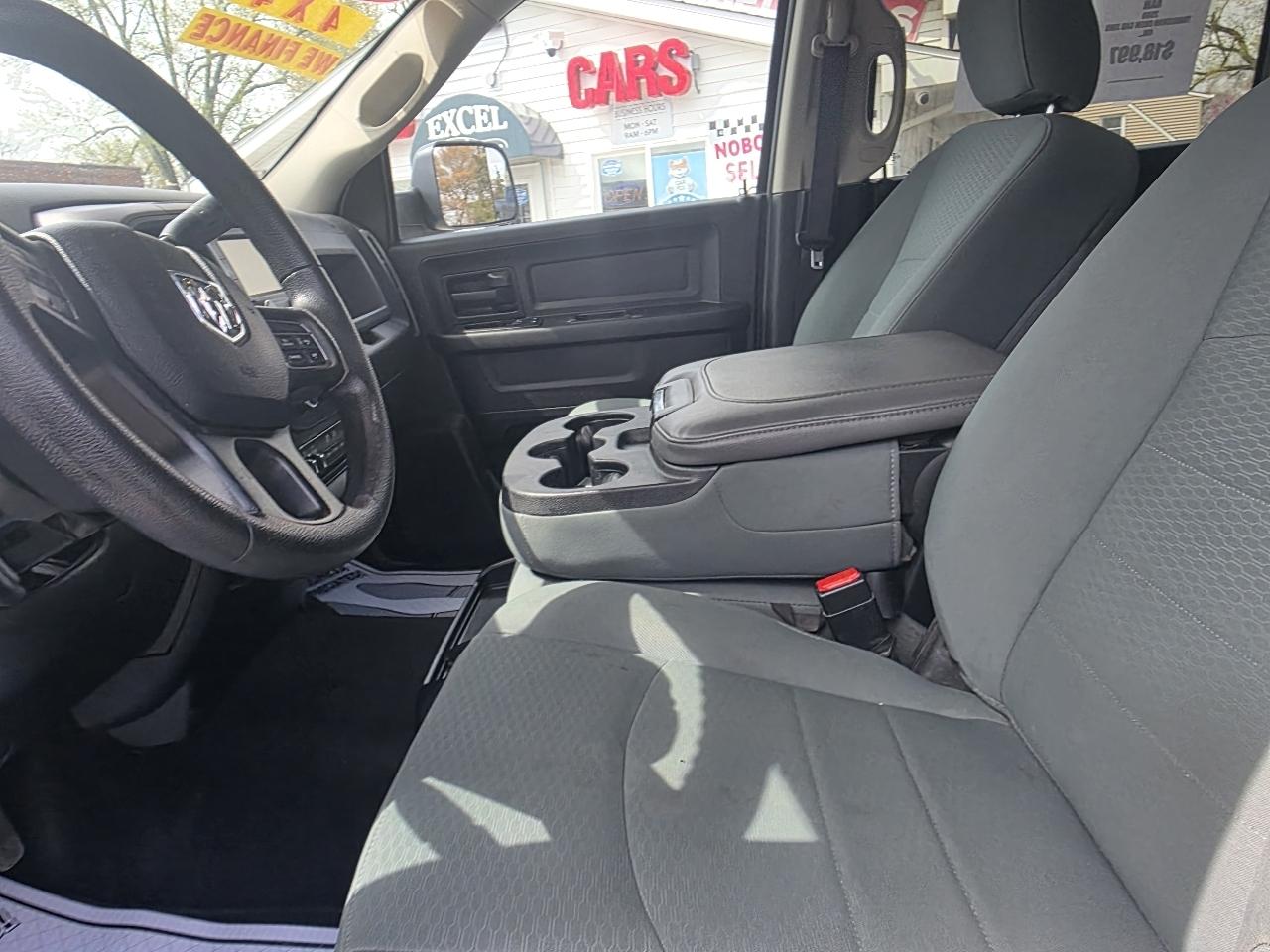 RAM 2500 Tradesman Crew Cab SWB 4WD 2018