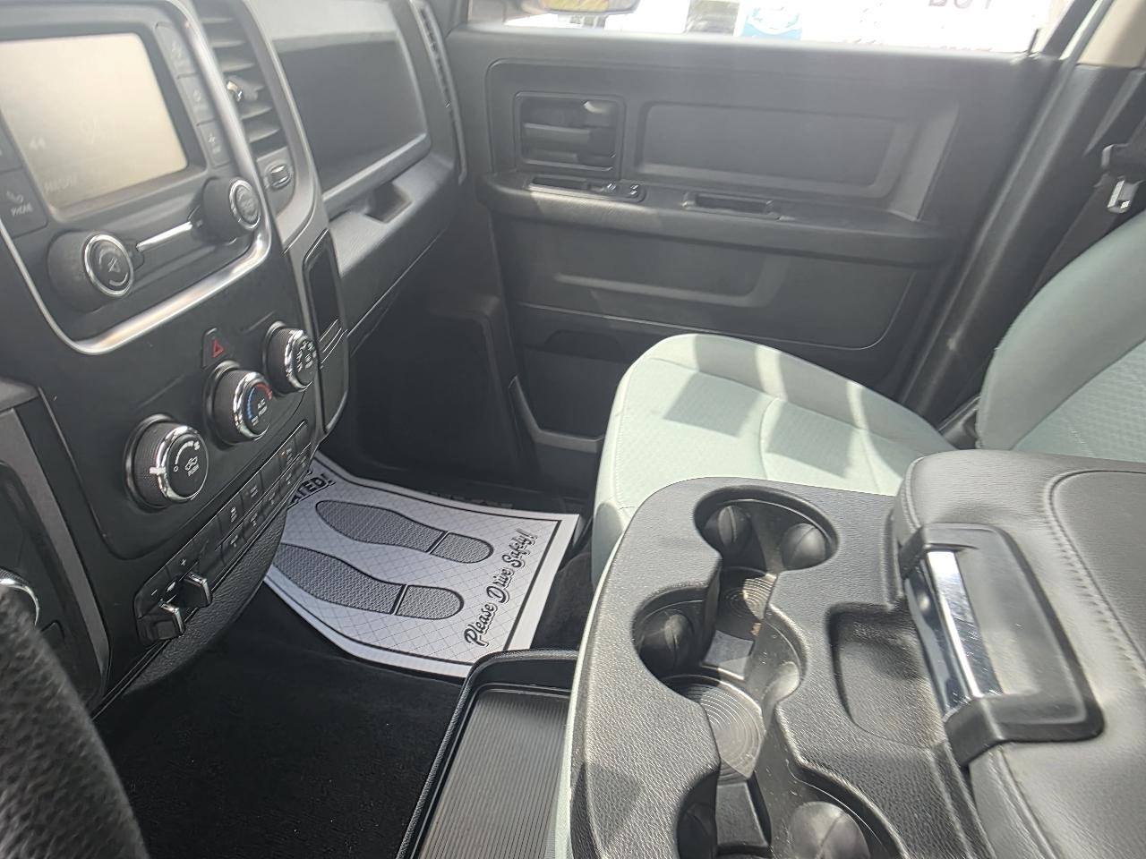 RAM 2500 Tradesman Crew Cab SWB 4WD 2018