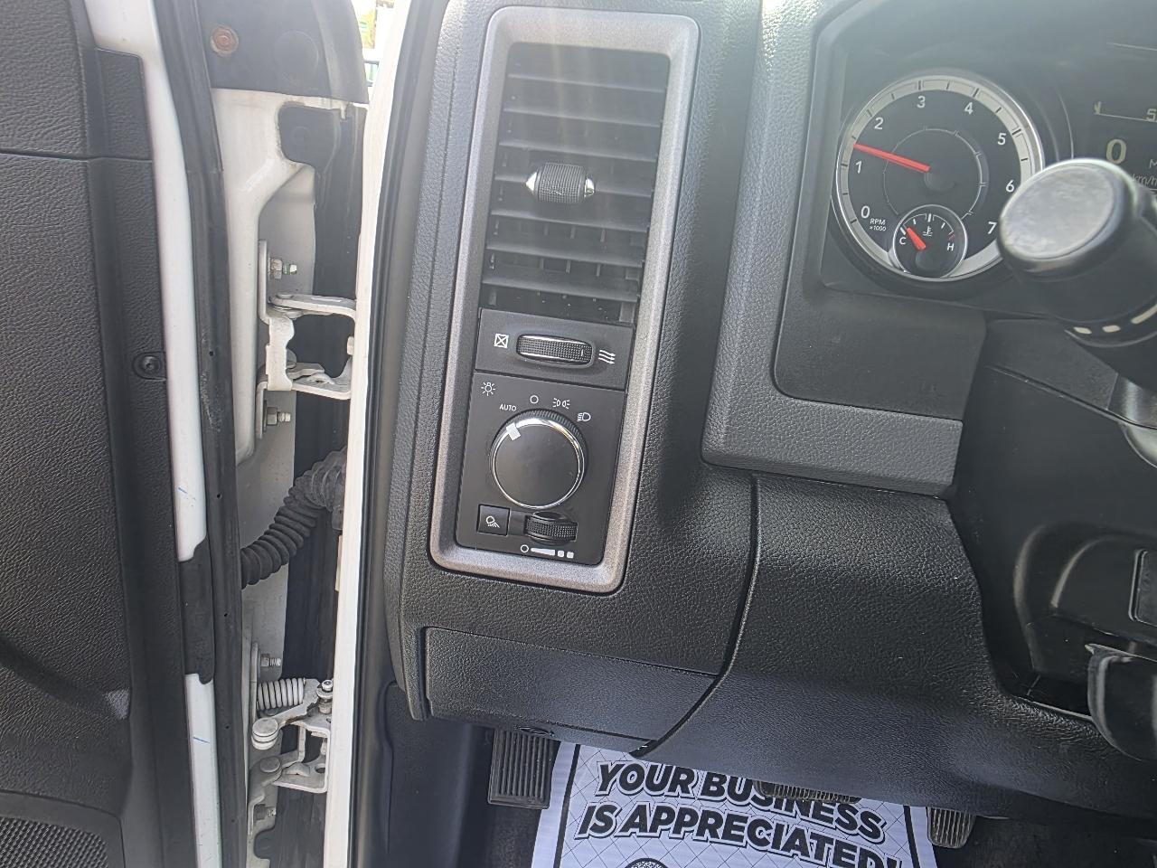 RAM 2500 Tradesman Crew Cab SWB 4WD 2018