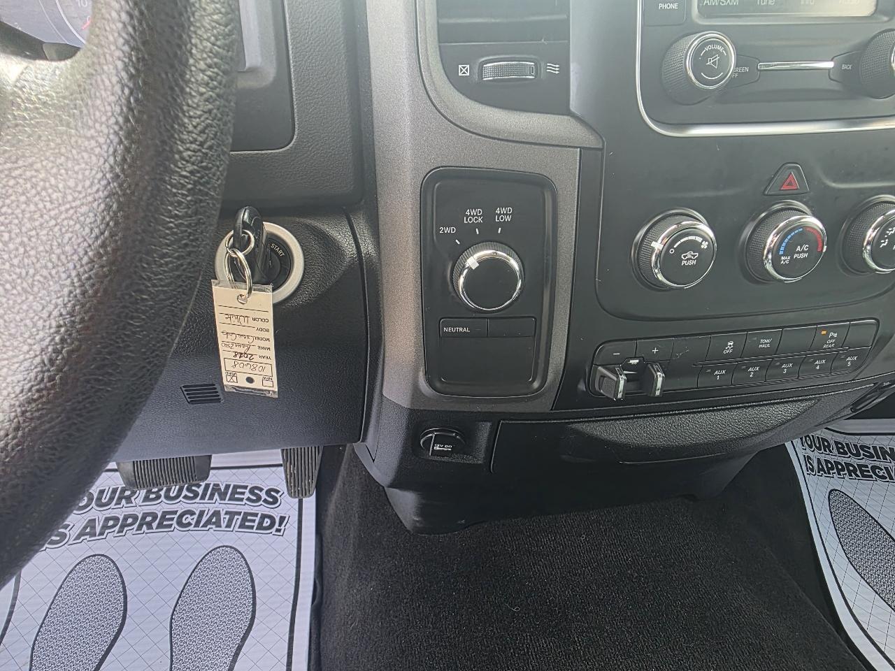 RAM 2500 Tradesman Crew Cab SWB 4WD 2018