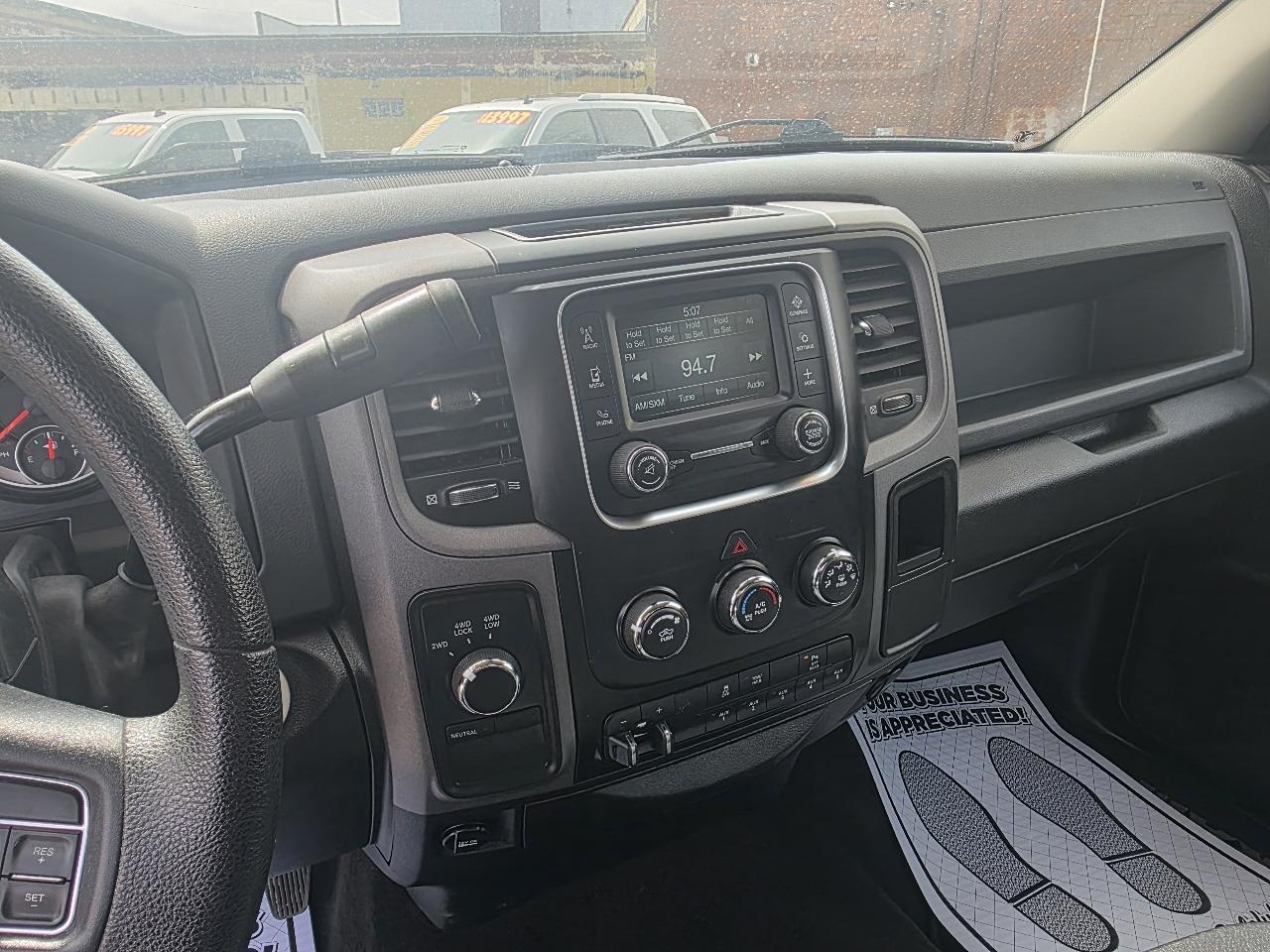 RAM 2500 Tradesman Crew Cab SWB 4WD 2018