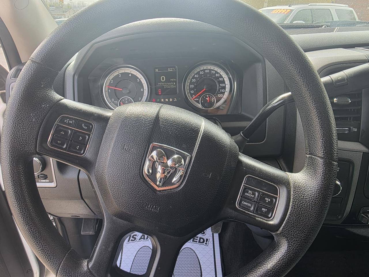 RAM 2500 Tradesman Crew Cab SWB 4WD 2018