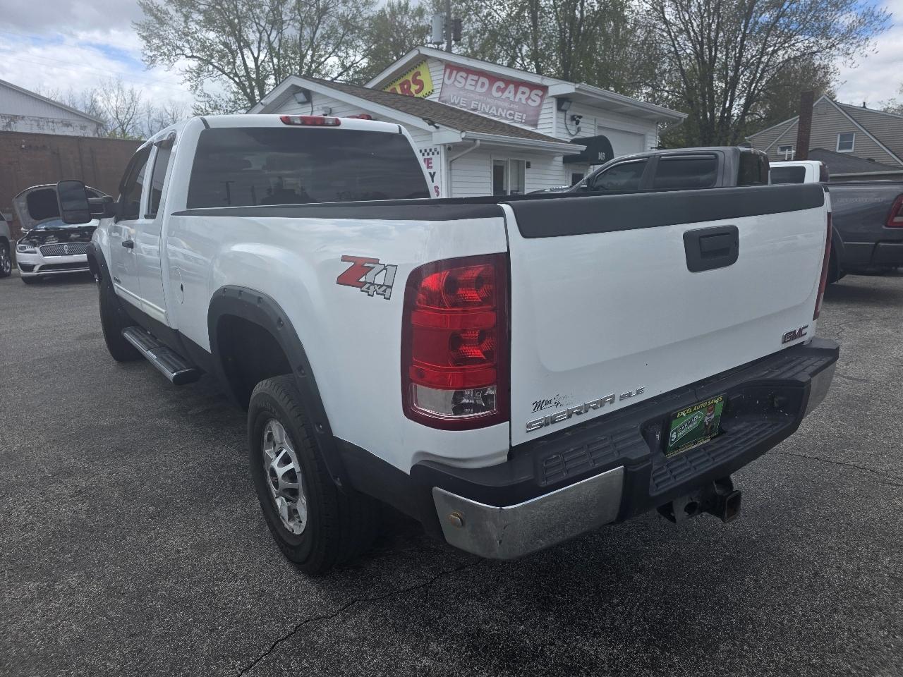 GMC Sierra 2500HD SLE Ext. Cab 4WD 2013