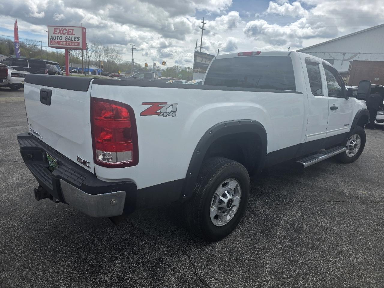 GMC Sierra 2500HD SLE Ext. Cab 4WD 2013