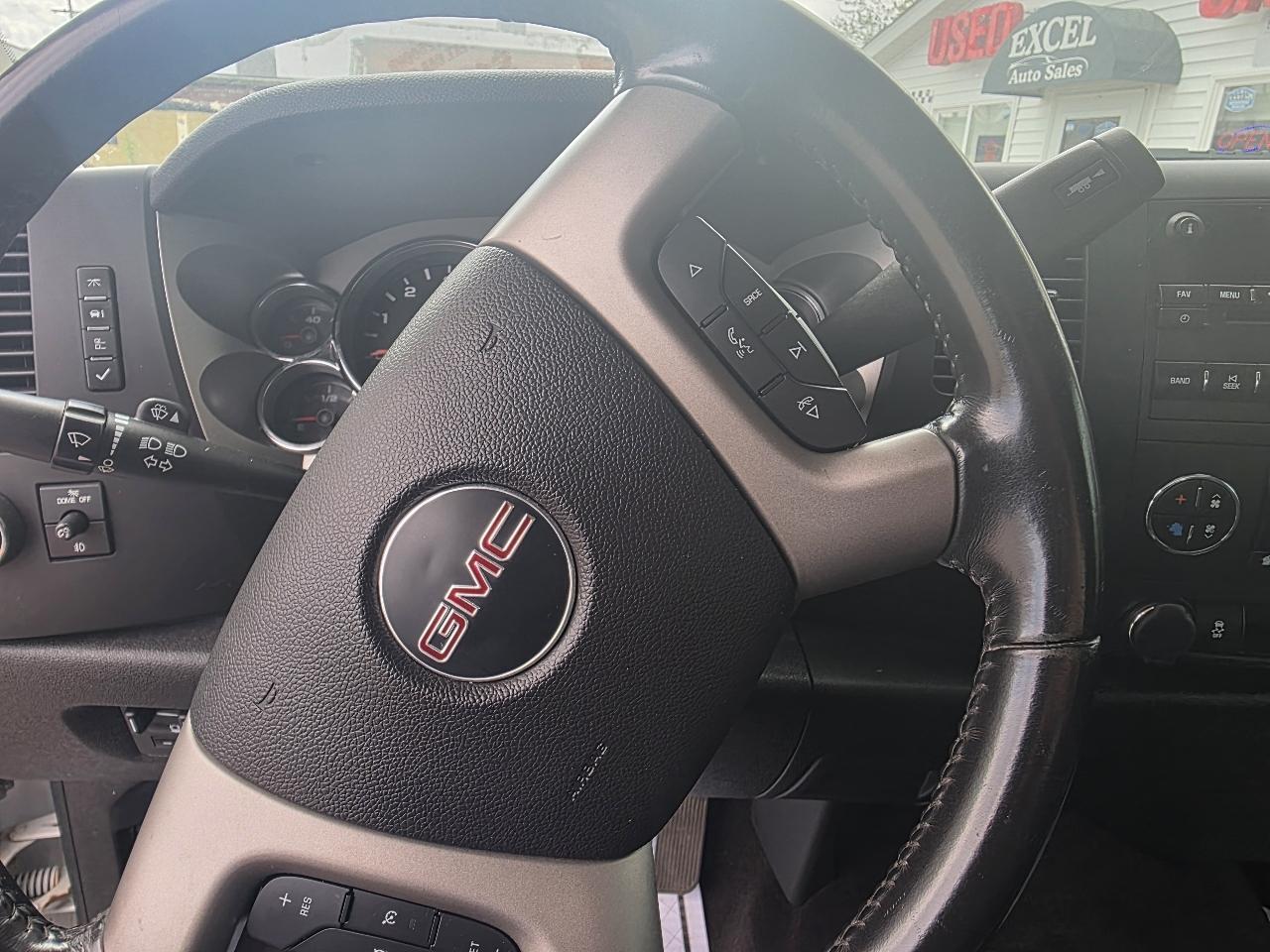 GMC Sierra 2500HD SLE Ext. Cab 4WD 2013