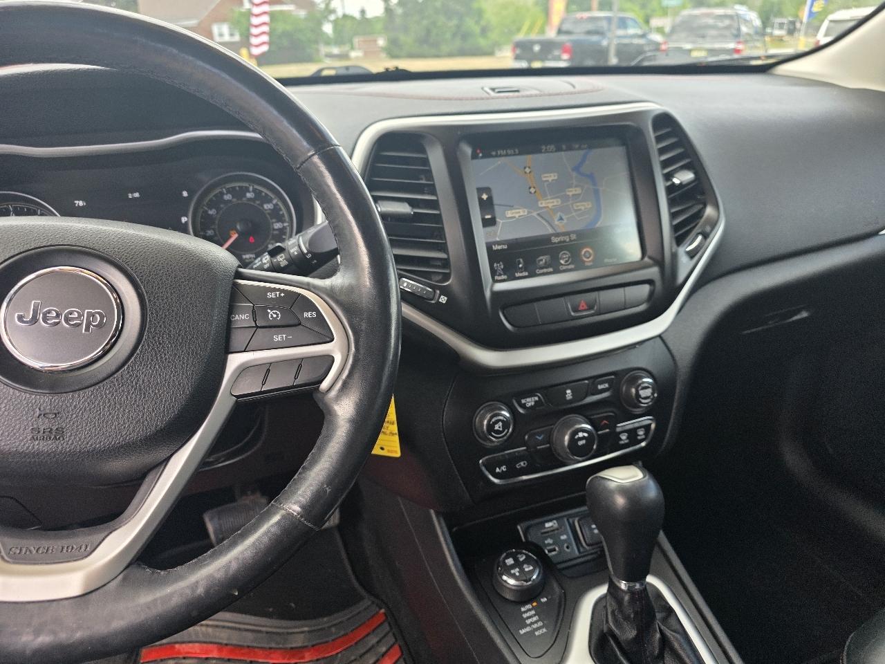 Jeep Cherokee Trailhawk 4WD 2014