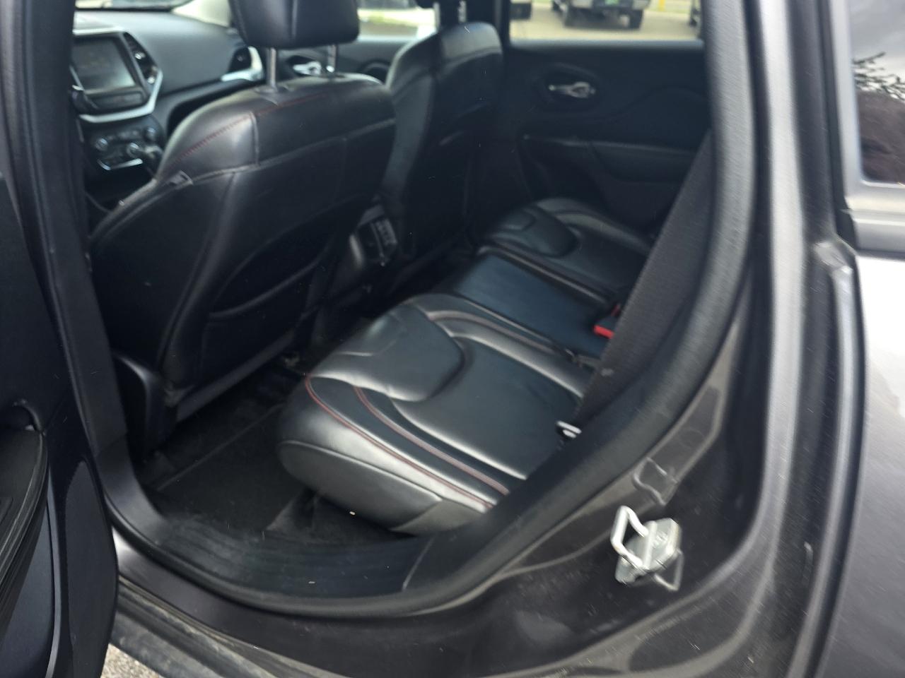 Jeep Cherokee Trailhawk 4WD 2014