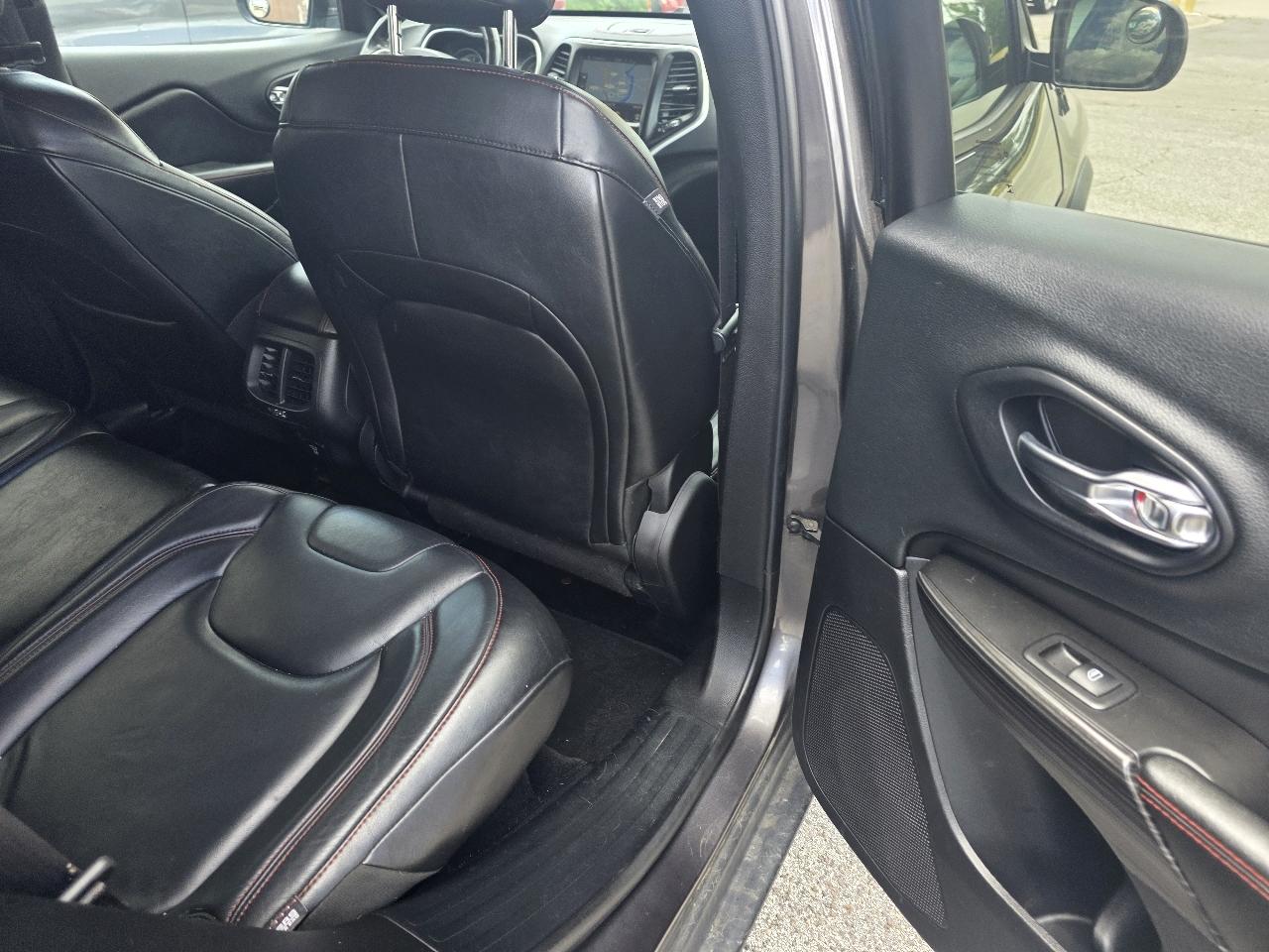 Jeep Cherokee Trailhawk 4WD 2014