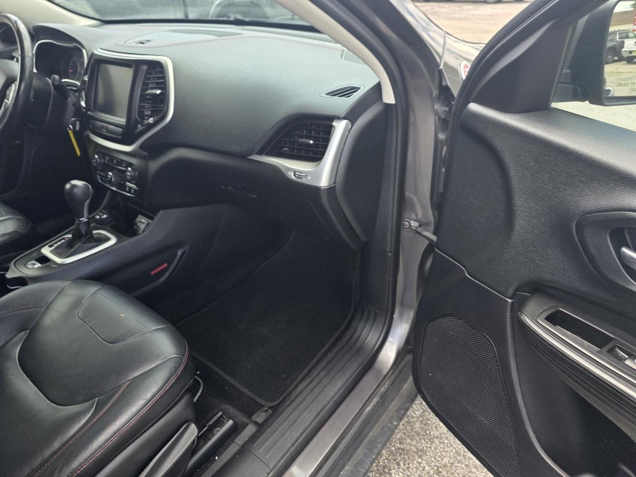 Jeep Cherokee Trailhawk 4WD 2014