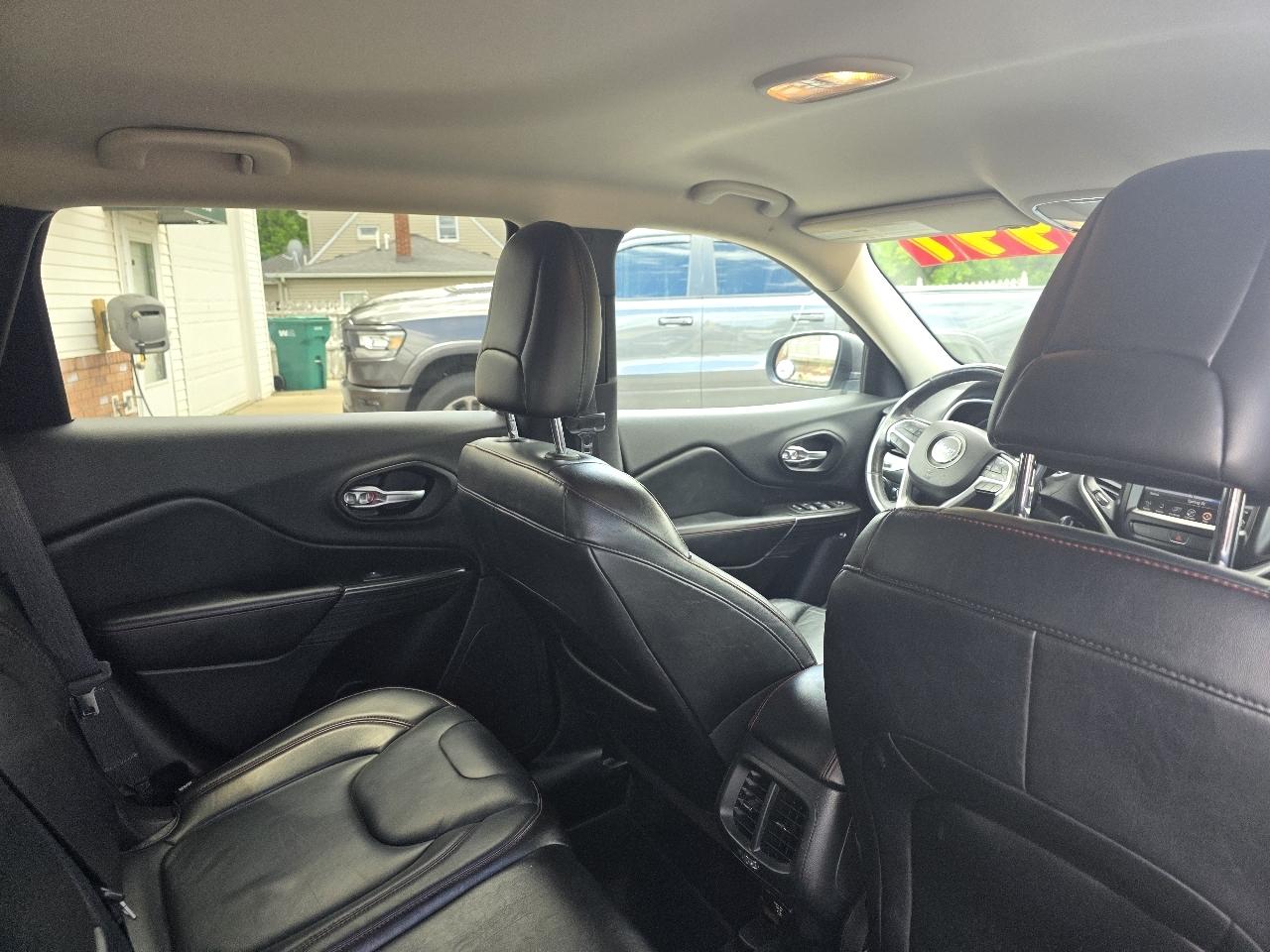 Jeep Cherokee Trailhawk 4WD 2014