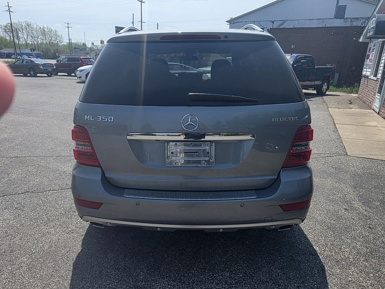 Mercedes-Benz M-Class ML350 BlueTEC 2011