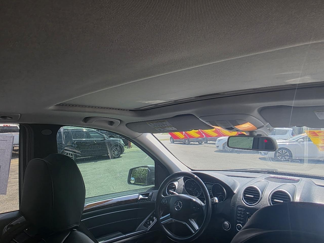 Mercedes-Benz M-Class ML350 BlueTEC 2011