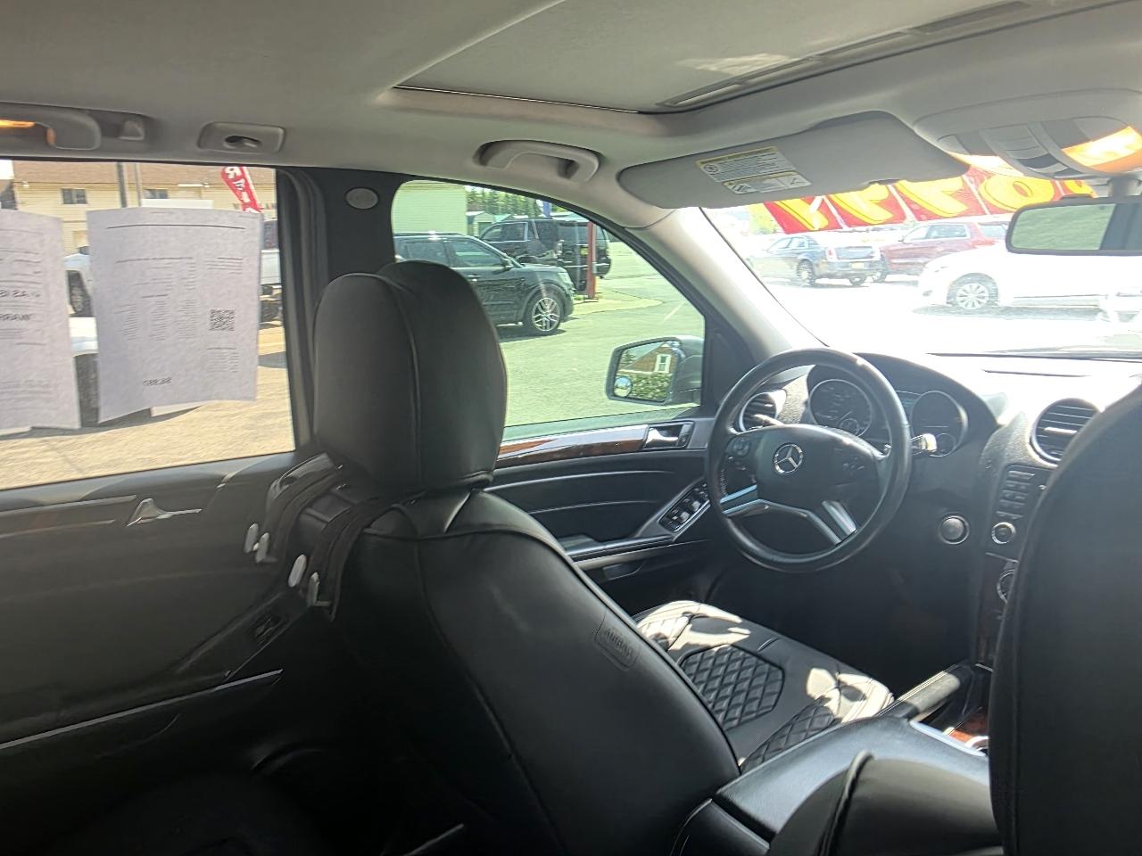 Mercedes-Benz M-Class ML350 BlueTEC 2011