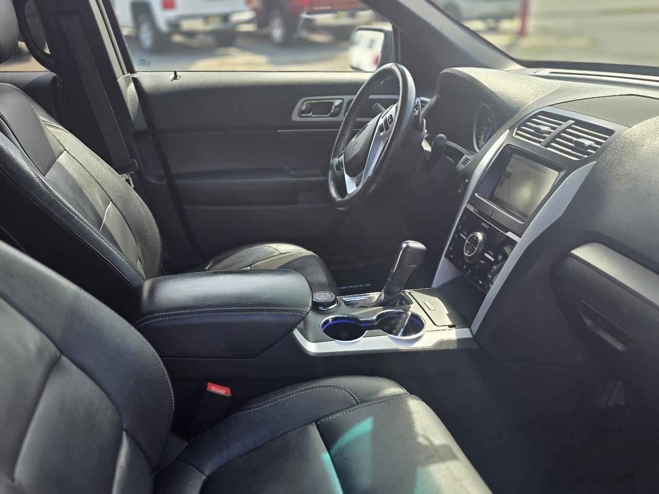Ford Explorer Sport 4WD 2015