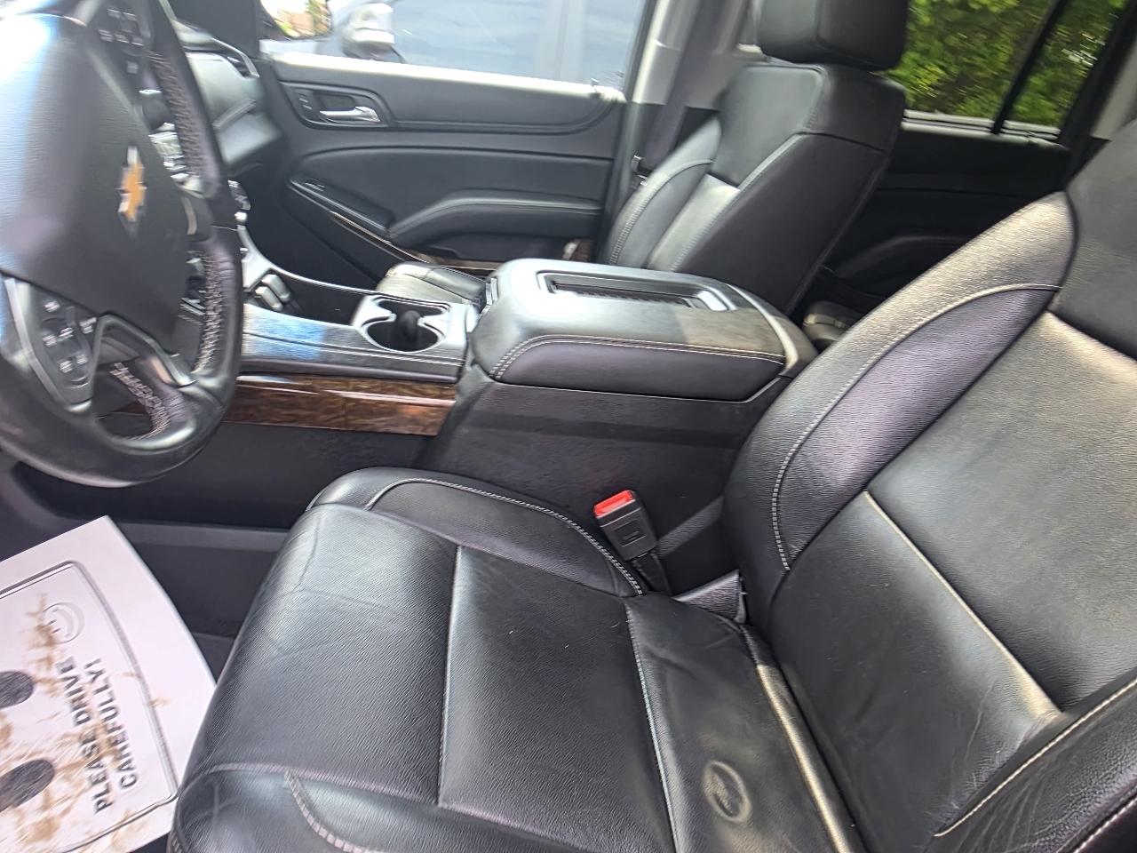 Chevrolet Suburban LT 4WD 2016