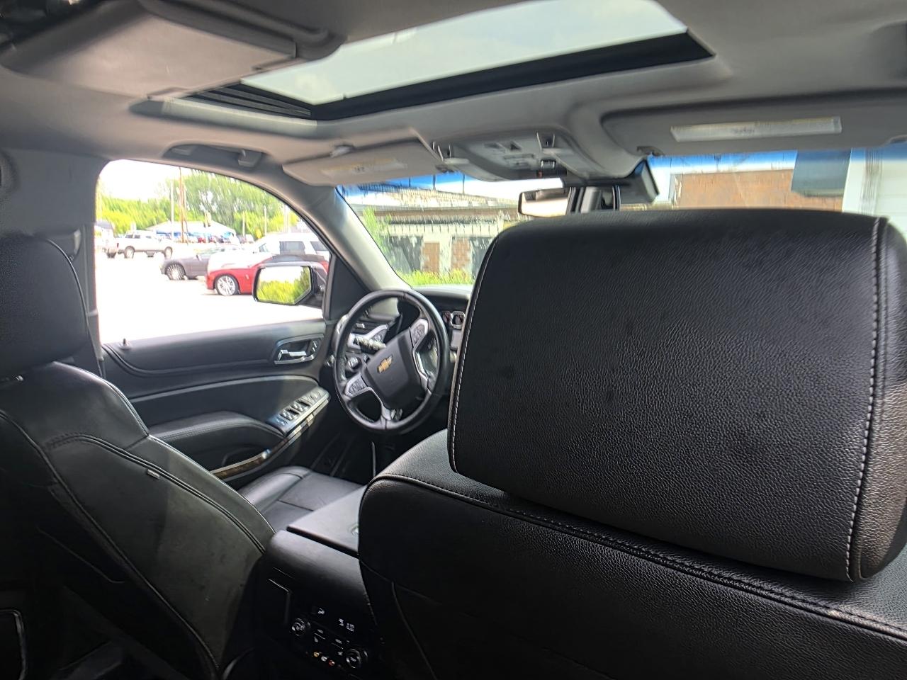 Chevrolet Suburban LT 4WD 2016