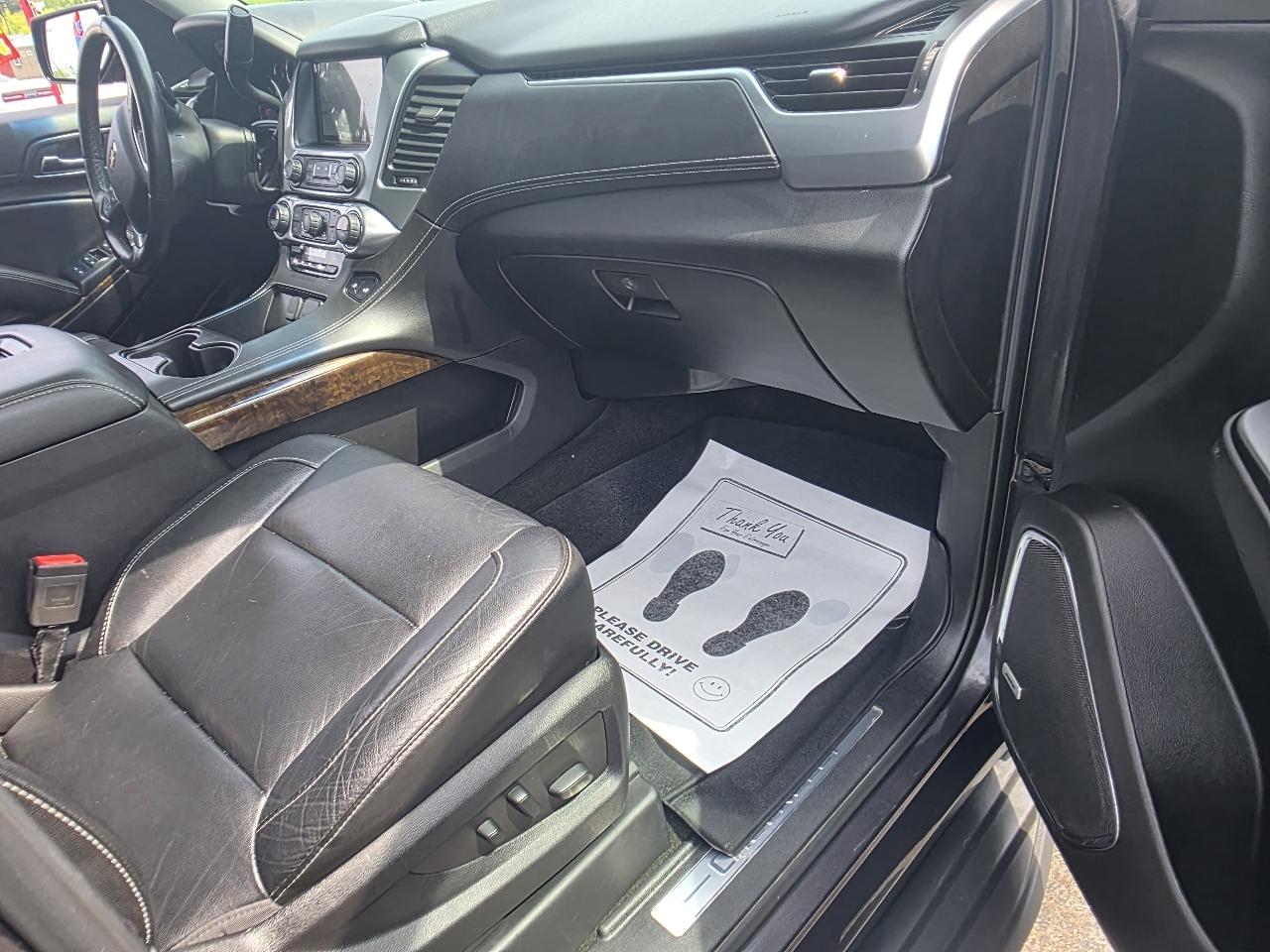 Chevrolet Suburban LT 4WD 2016