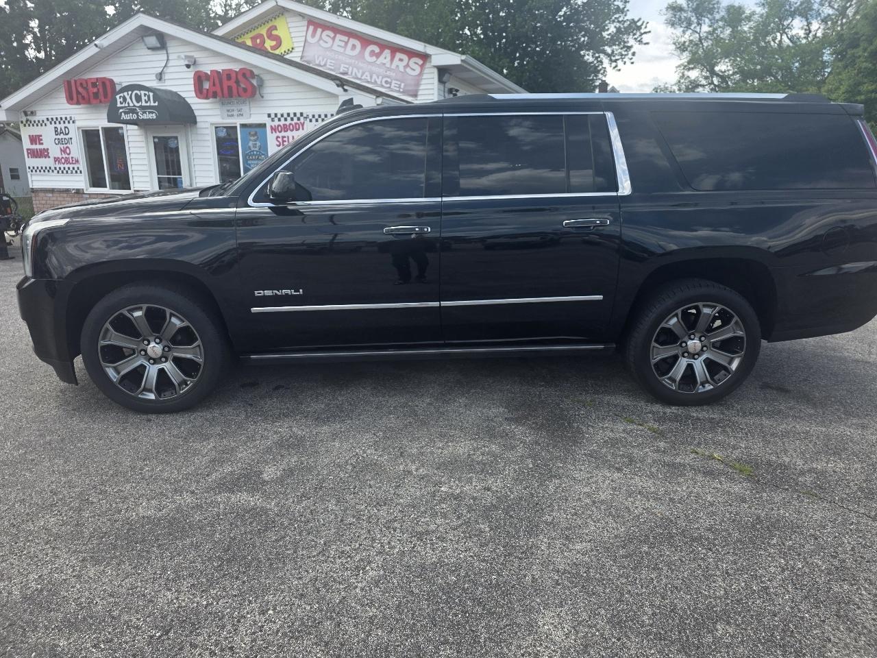 GMC Yukon Denali XL 4WD 2015