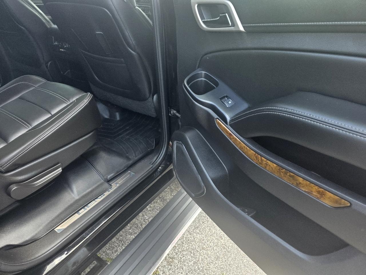 GMC Yukon Denali XL 4WD 2015