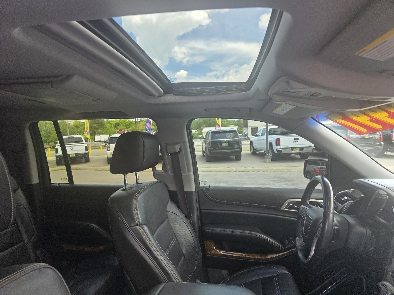 GMC Yukon Denali XL 4WD 2015