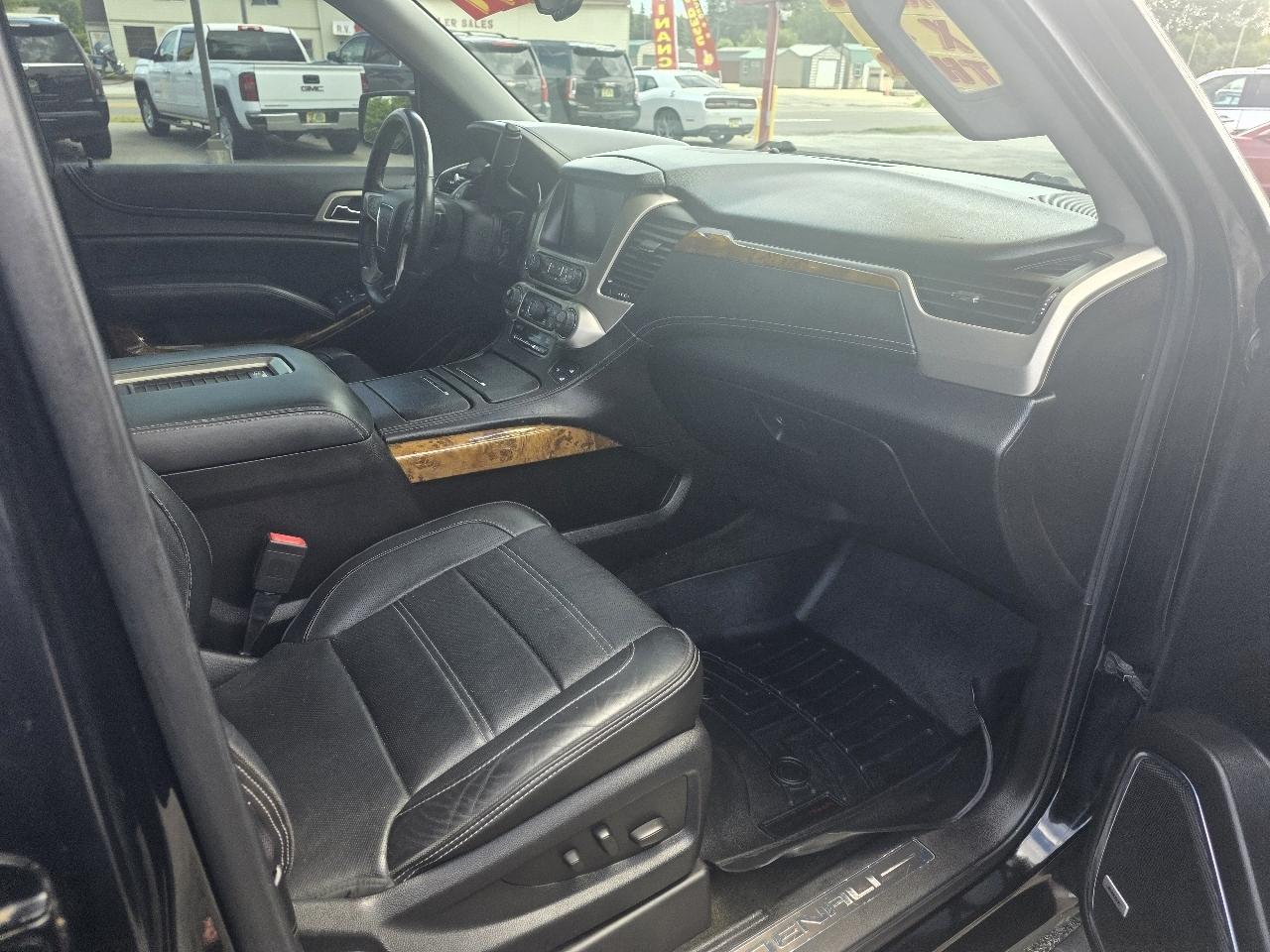 GMC Yukon Denali XL 4WD 2015
